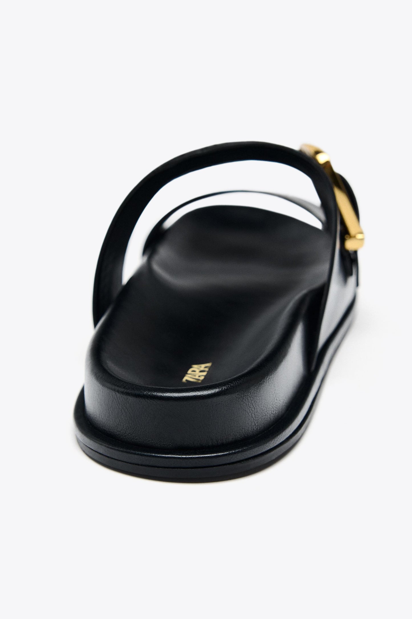 BUCKLE FLAT SANDALS