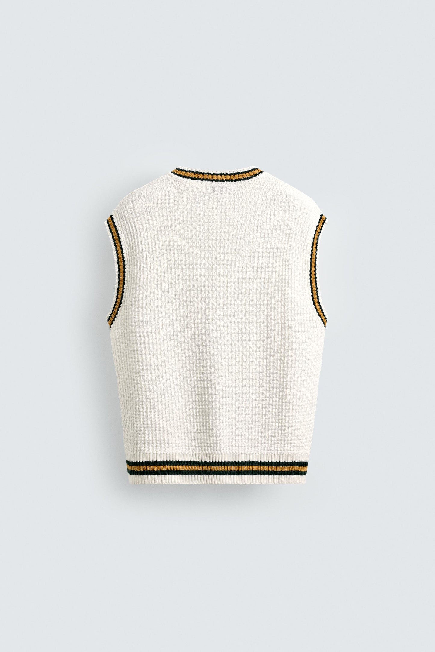 CONTRAST STRIPE KNIT VEST