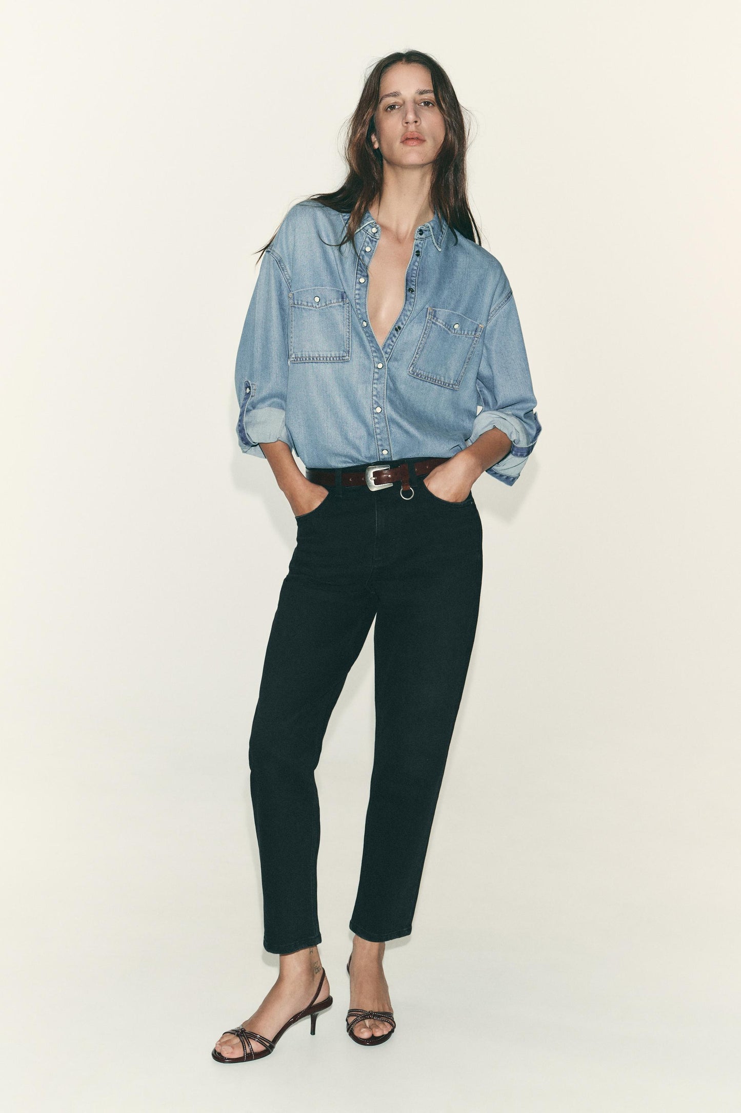Z.01 HIGH WAIST COMFORT MOM FIT JEANS