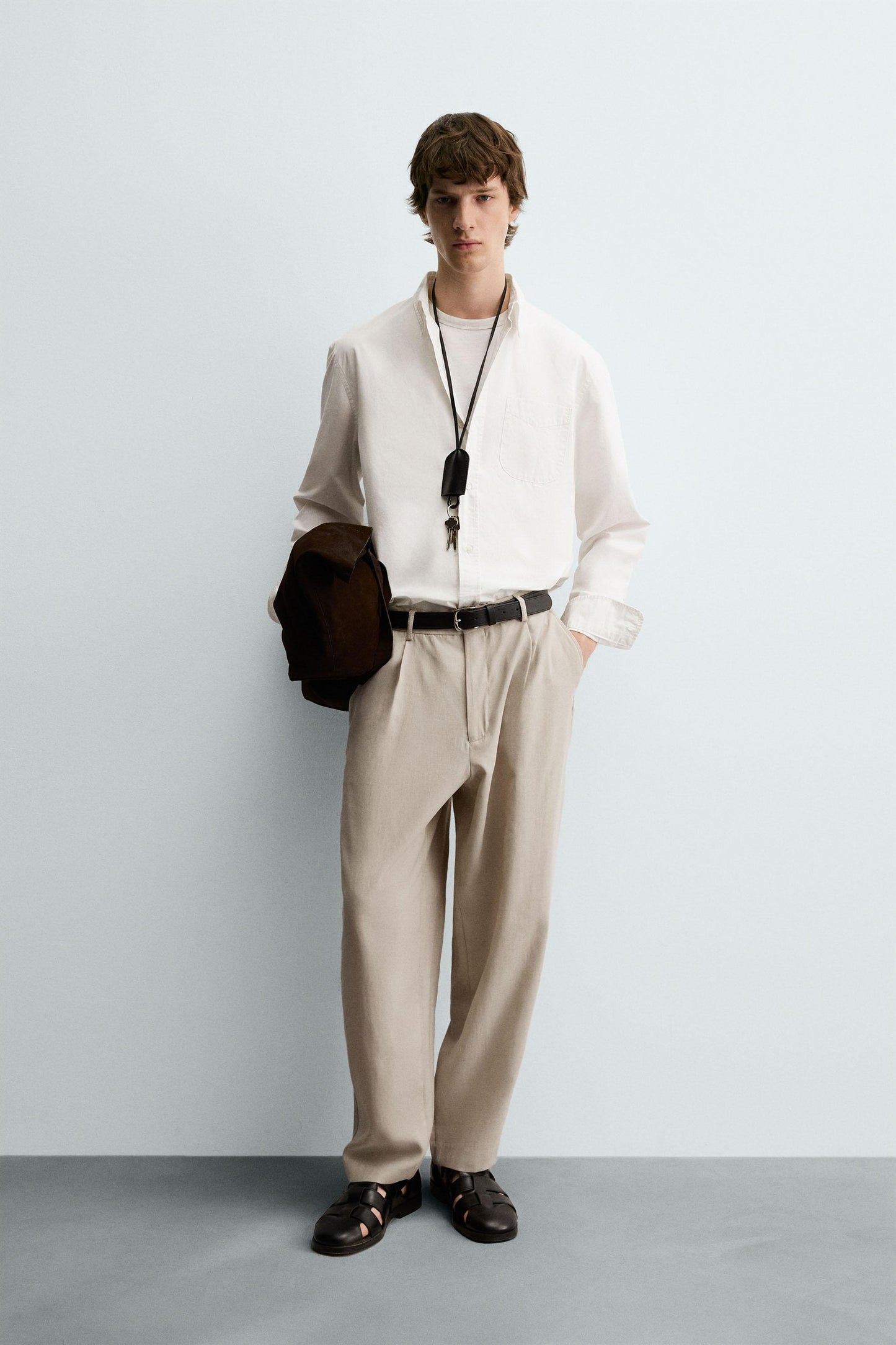 PLEATED FLOWY PANTS