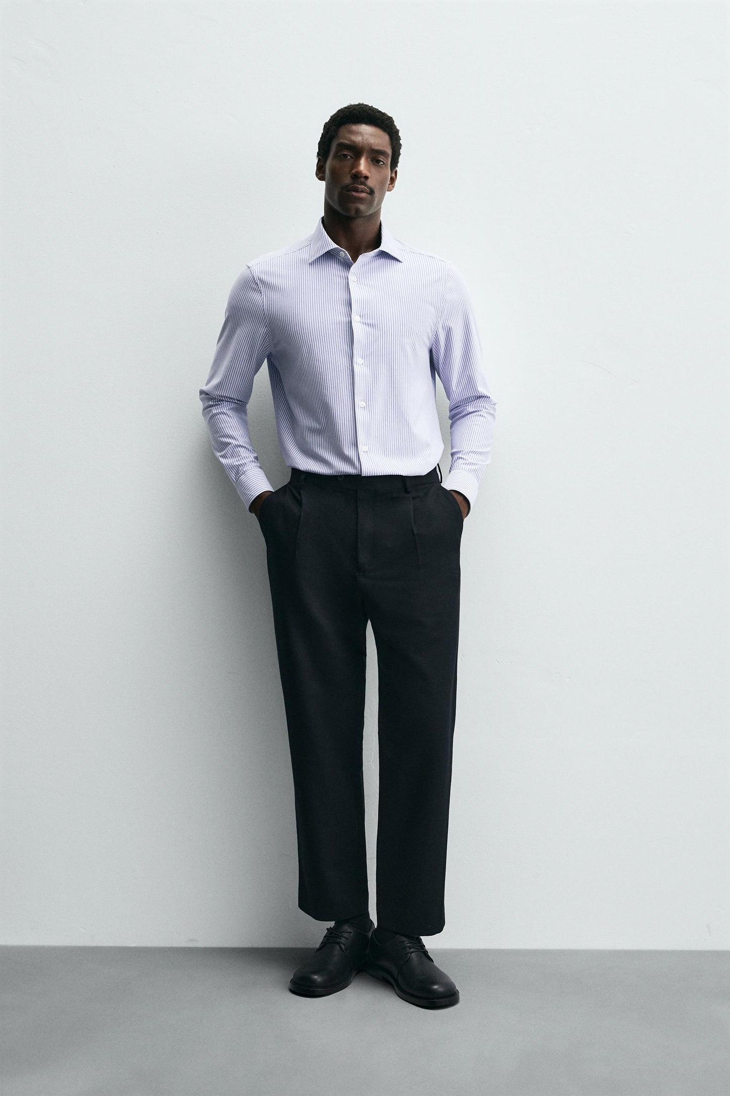 REGULAR FIT SHIRT