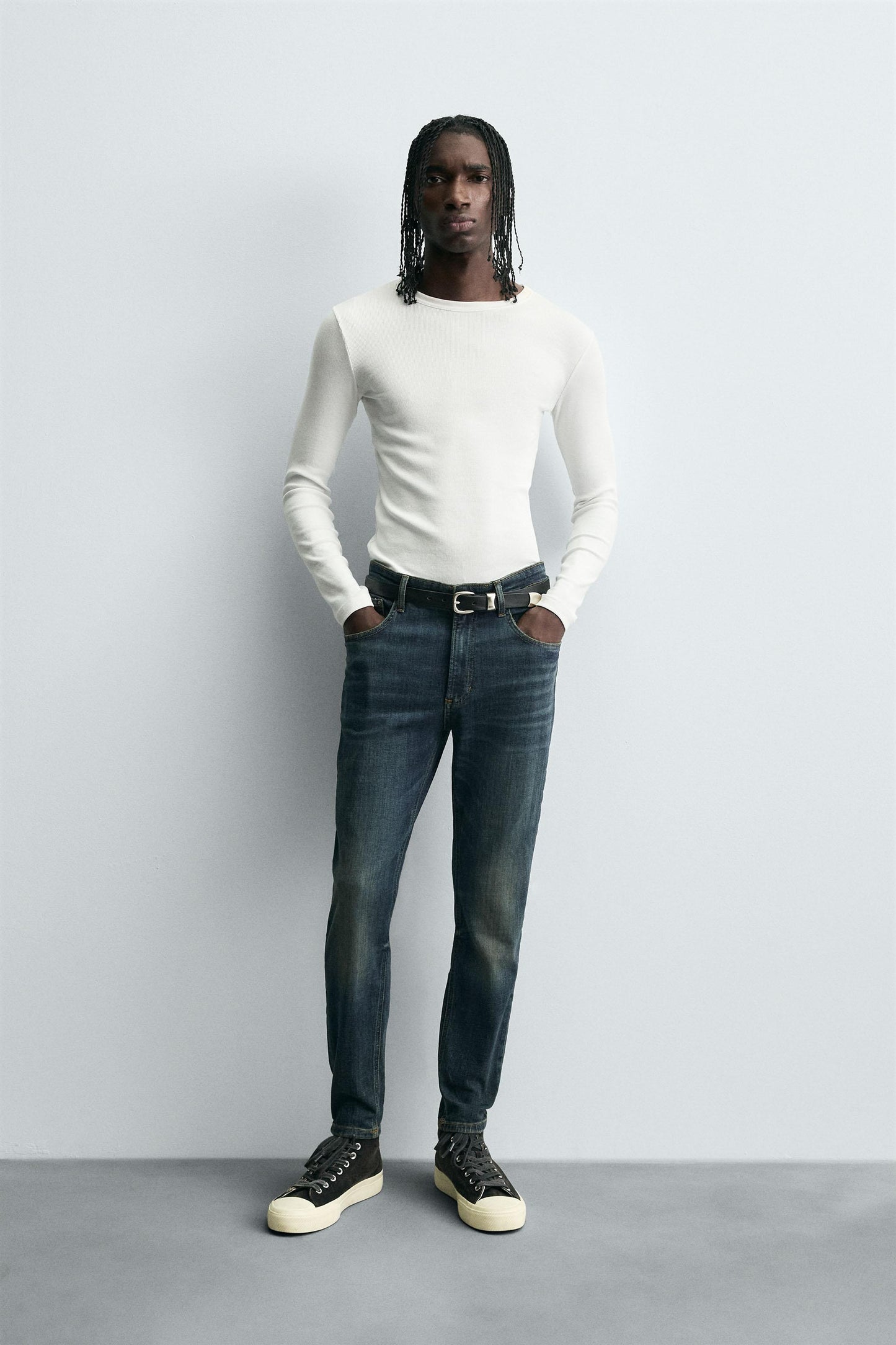 SKINNY CROPPED FIT JEANS