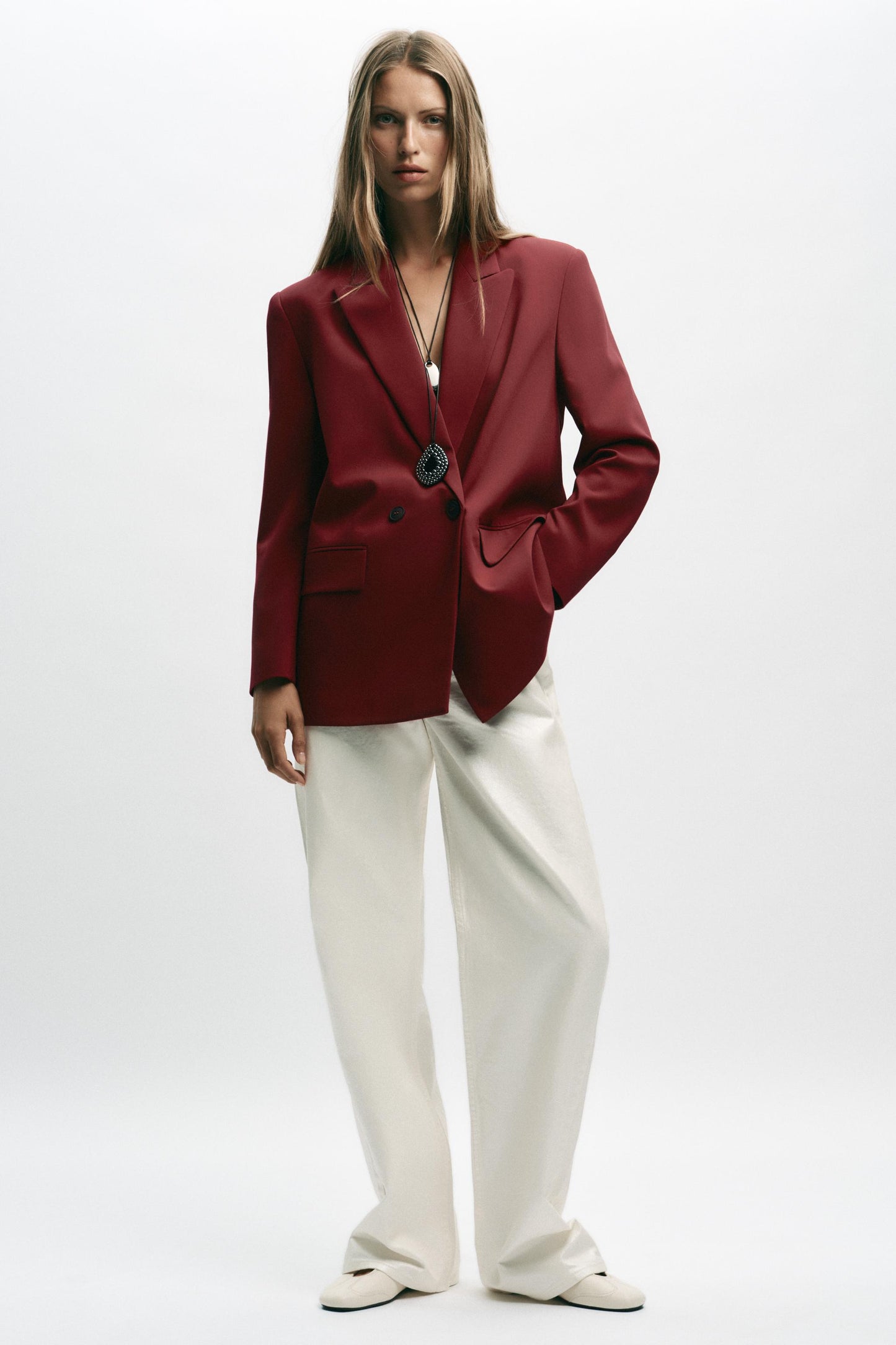 OVERSIZED DOUBLE-BREASTED BLAZER