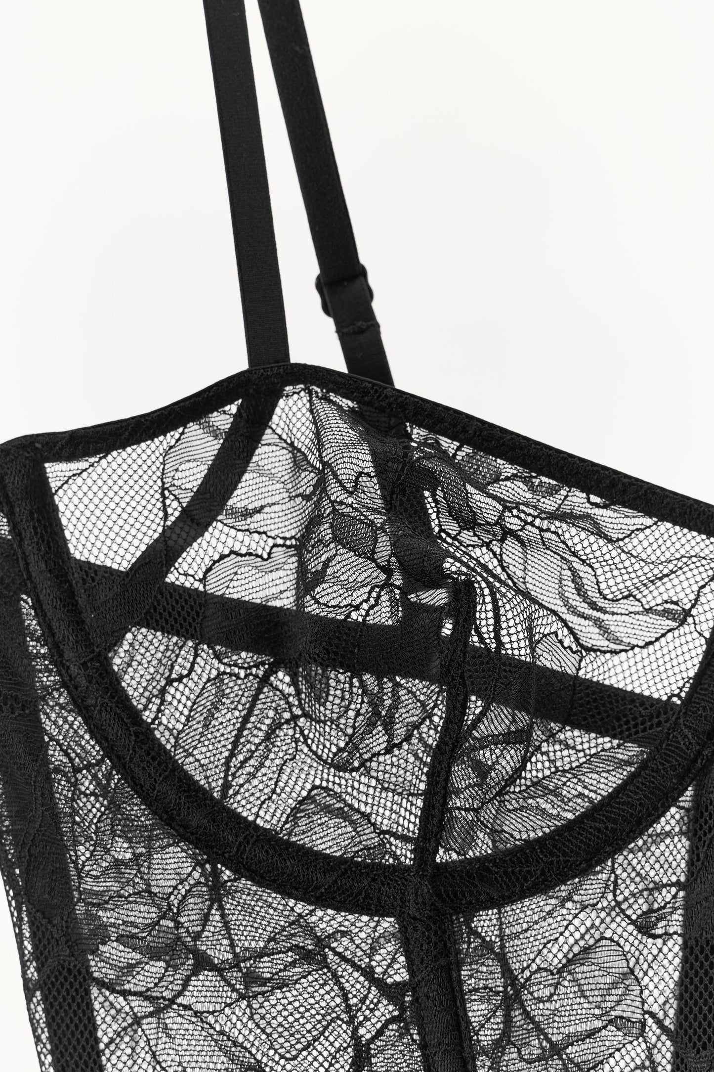 LACE UNDERWIRE CORSET