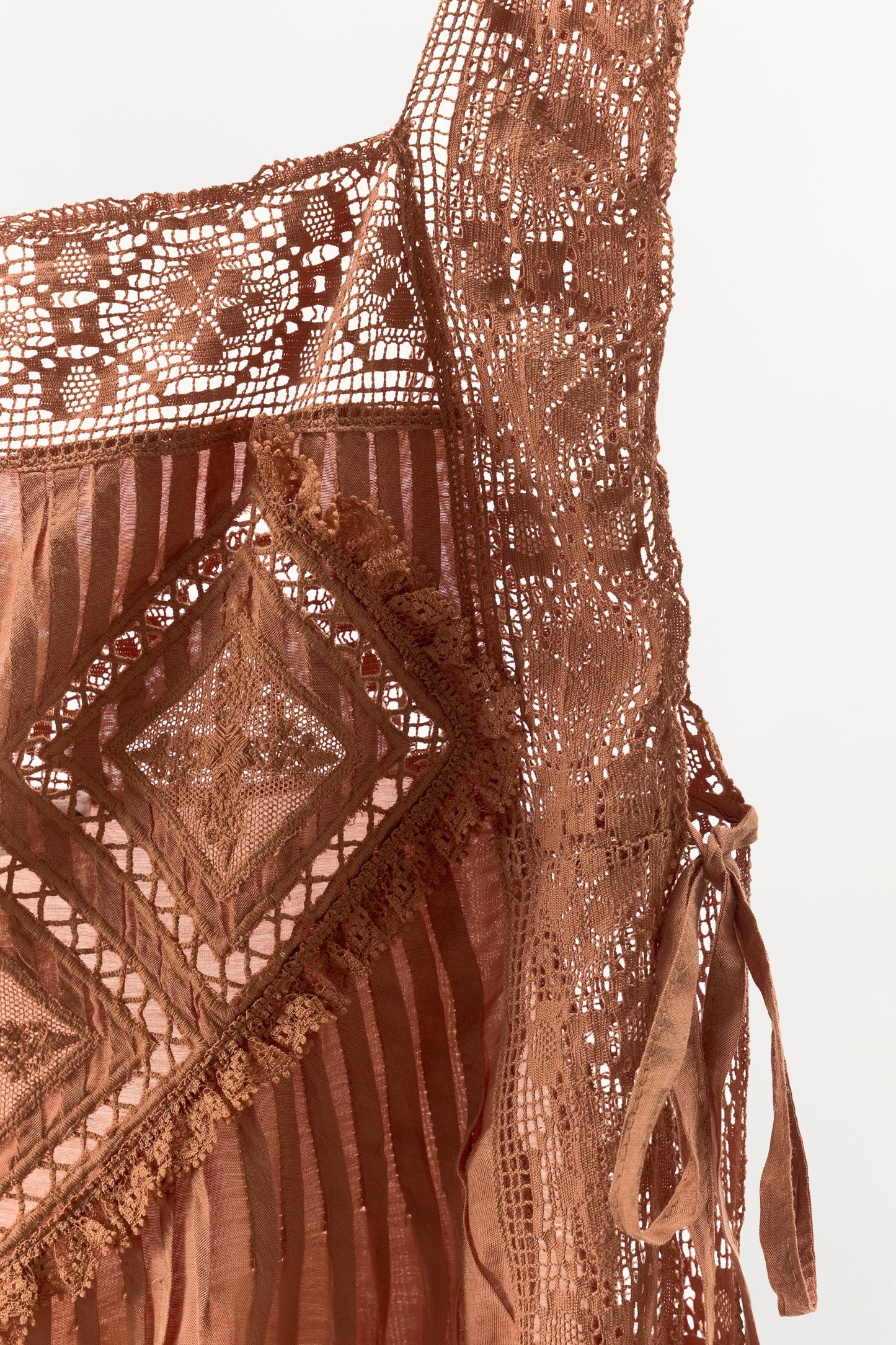 LIMITED EDITION RHOMBUS LACE TOP