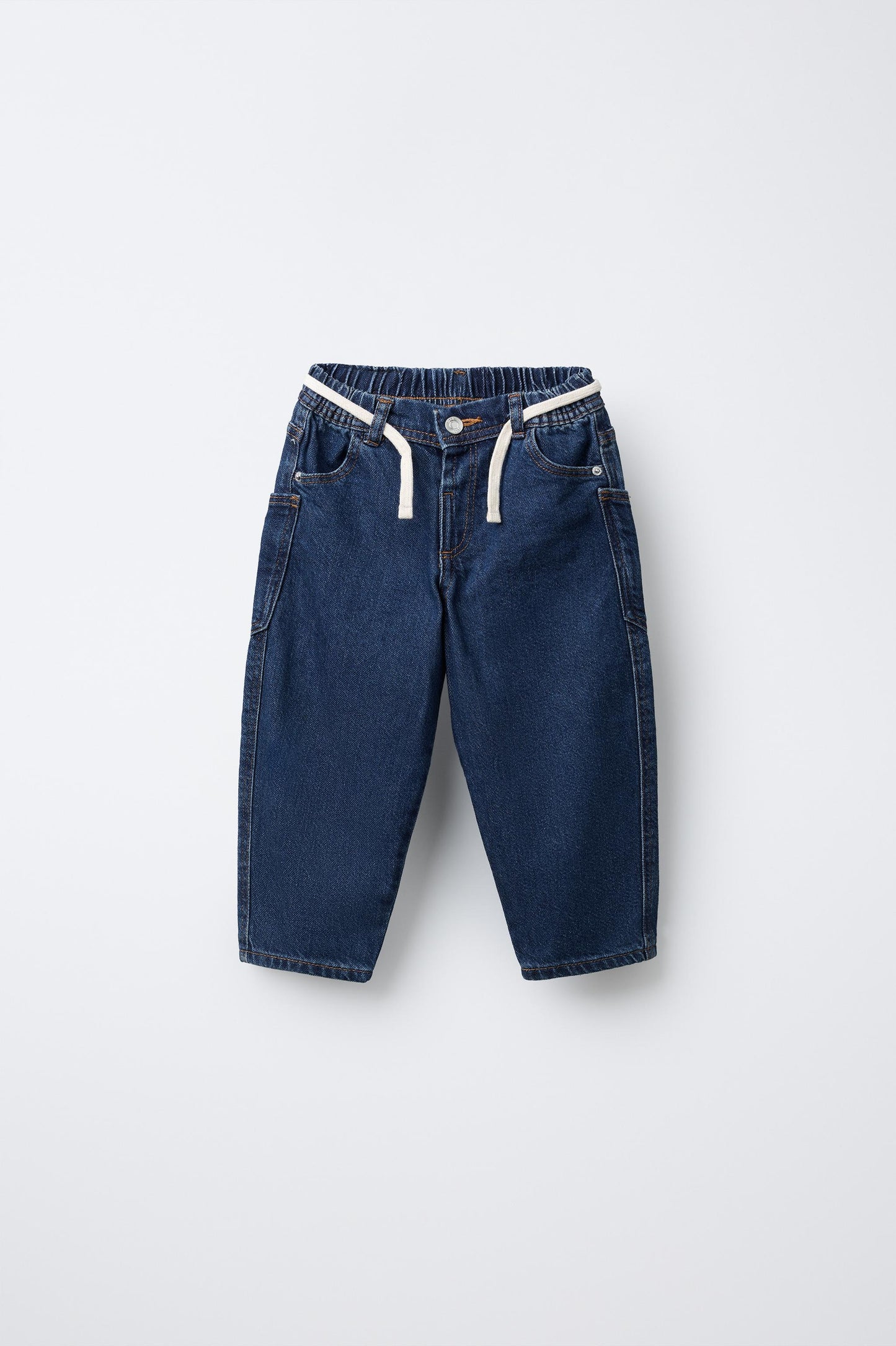 BAGGY JEANS WITH BELT