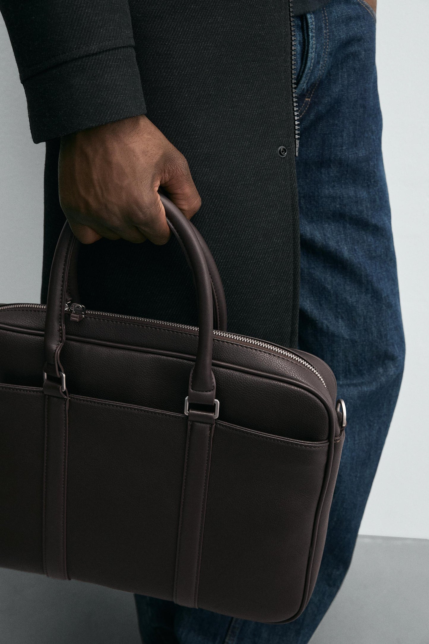 TEXTURE BRIEFCASE