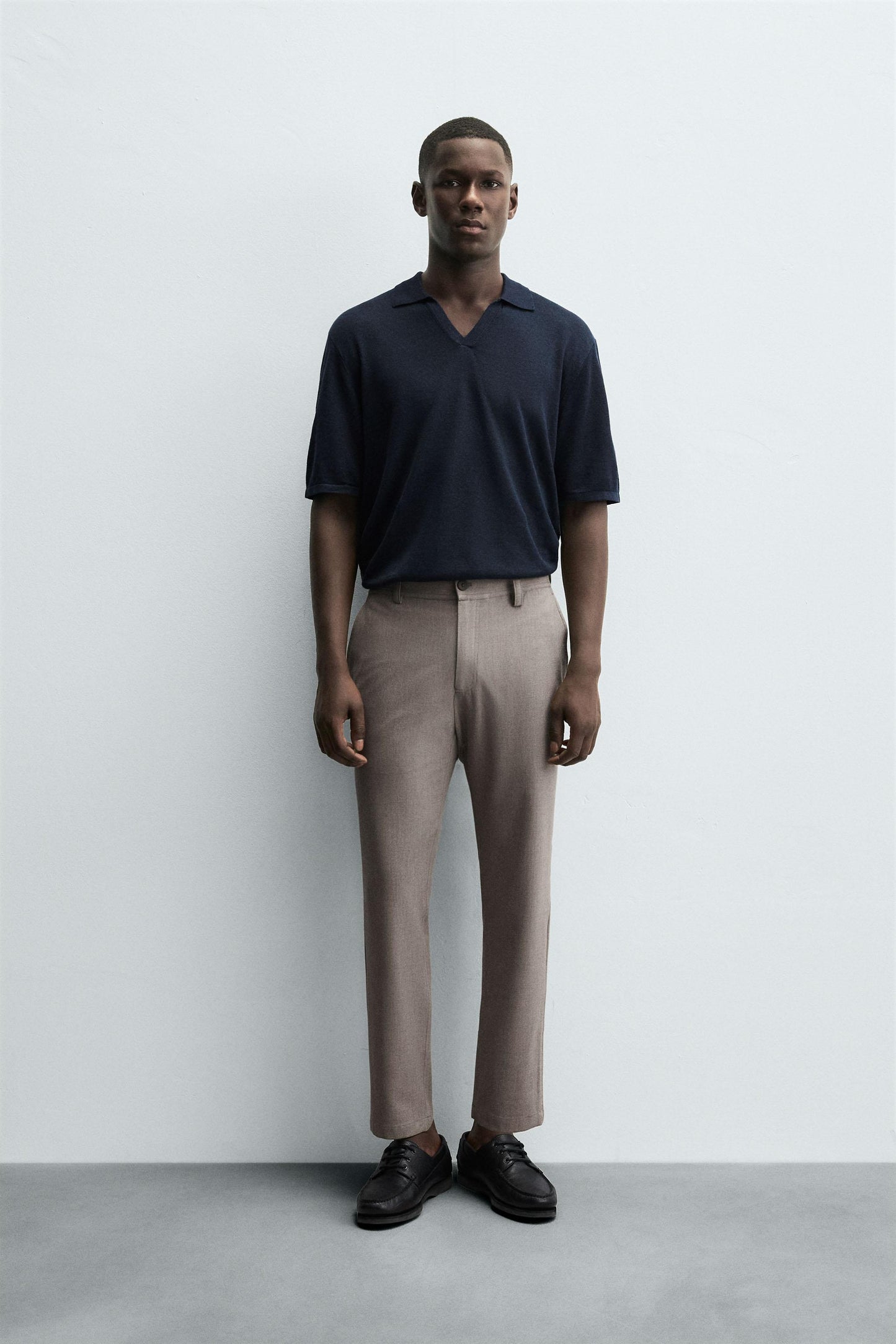 TEXTURED STRETCH PANTS