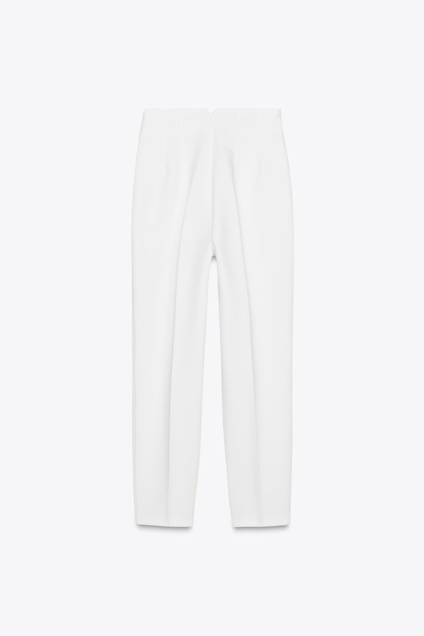 PANTS WITH A HIGH WAIST