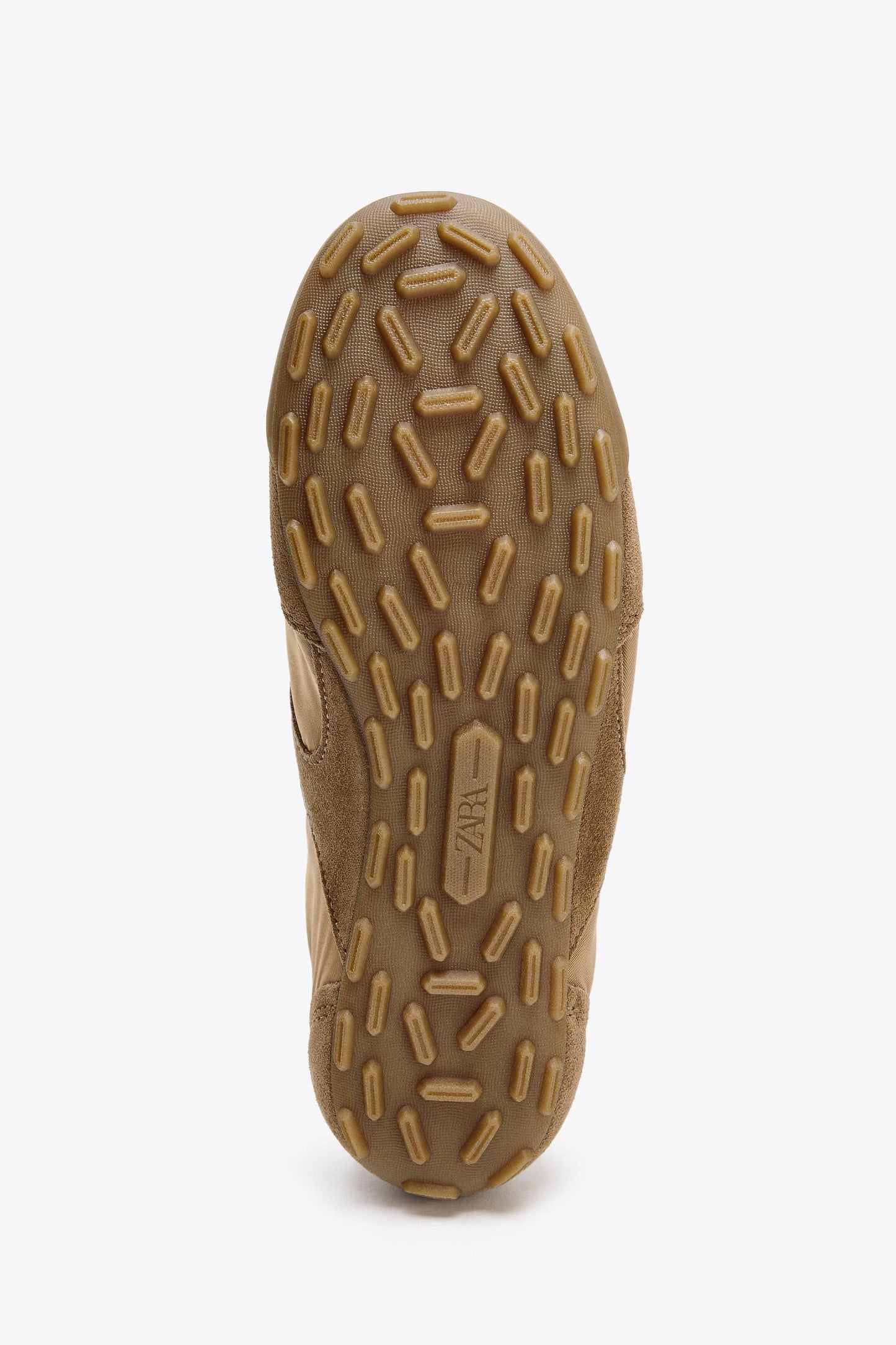SOFT RUNNING SNEAKERS