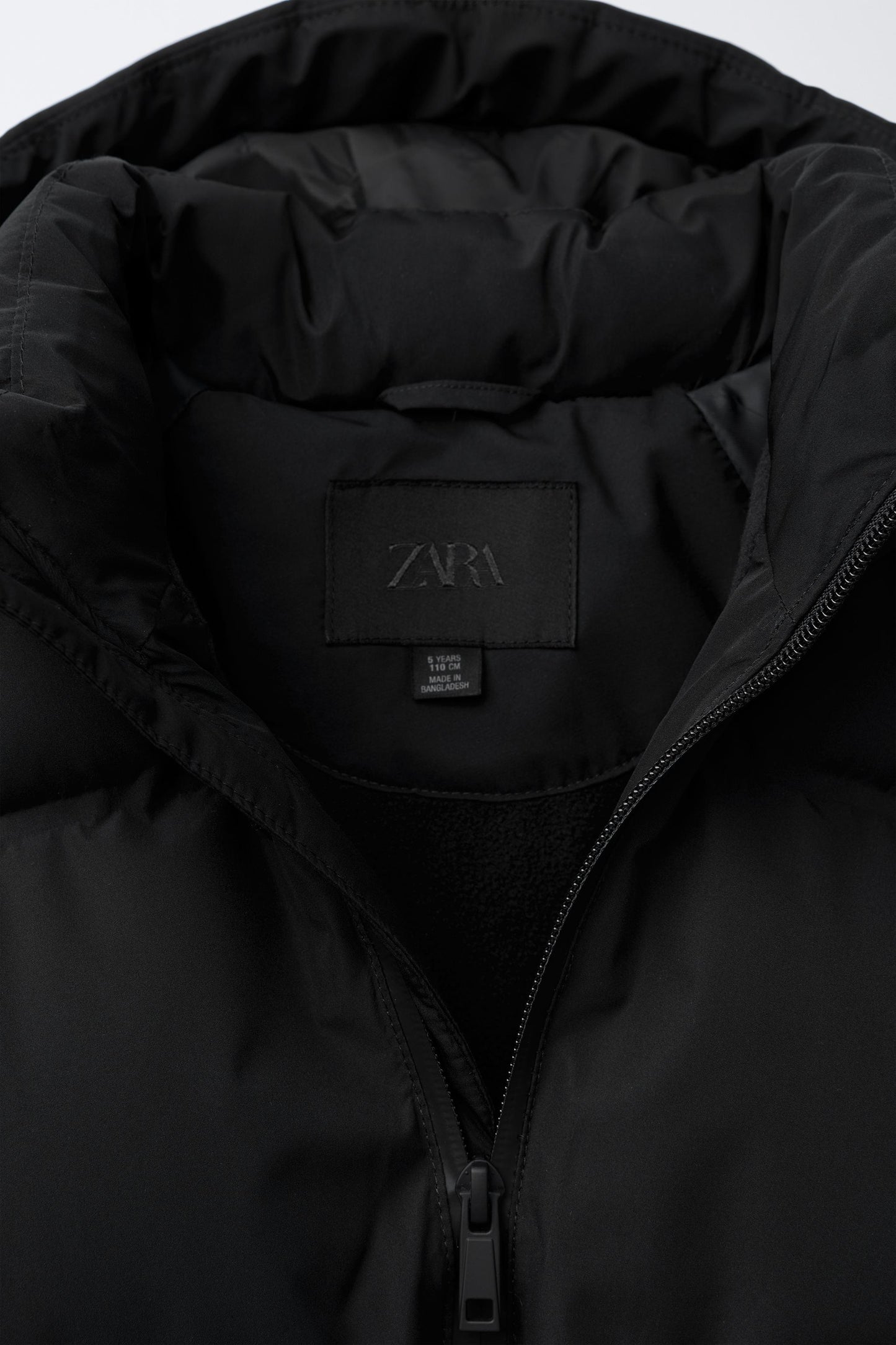 WATER REPELLENT HOODED PUFFER JACKET