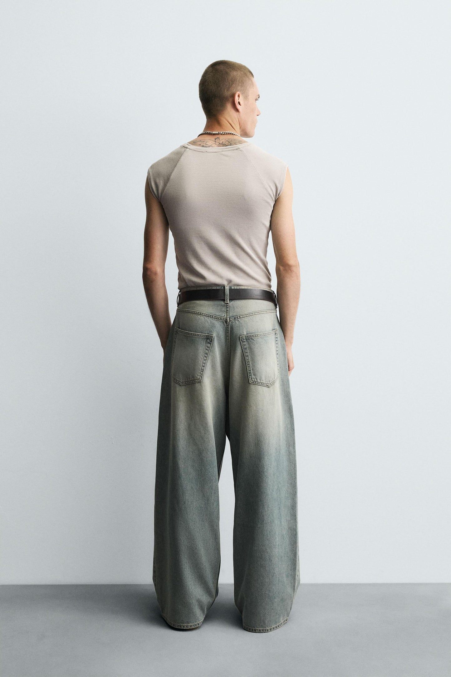 BAGGY FIT JEANS