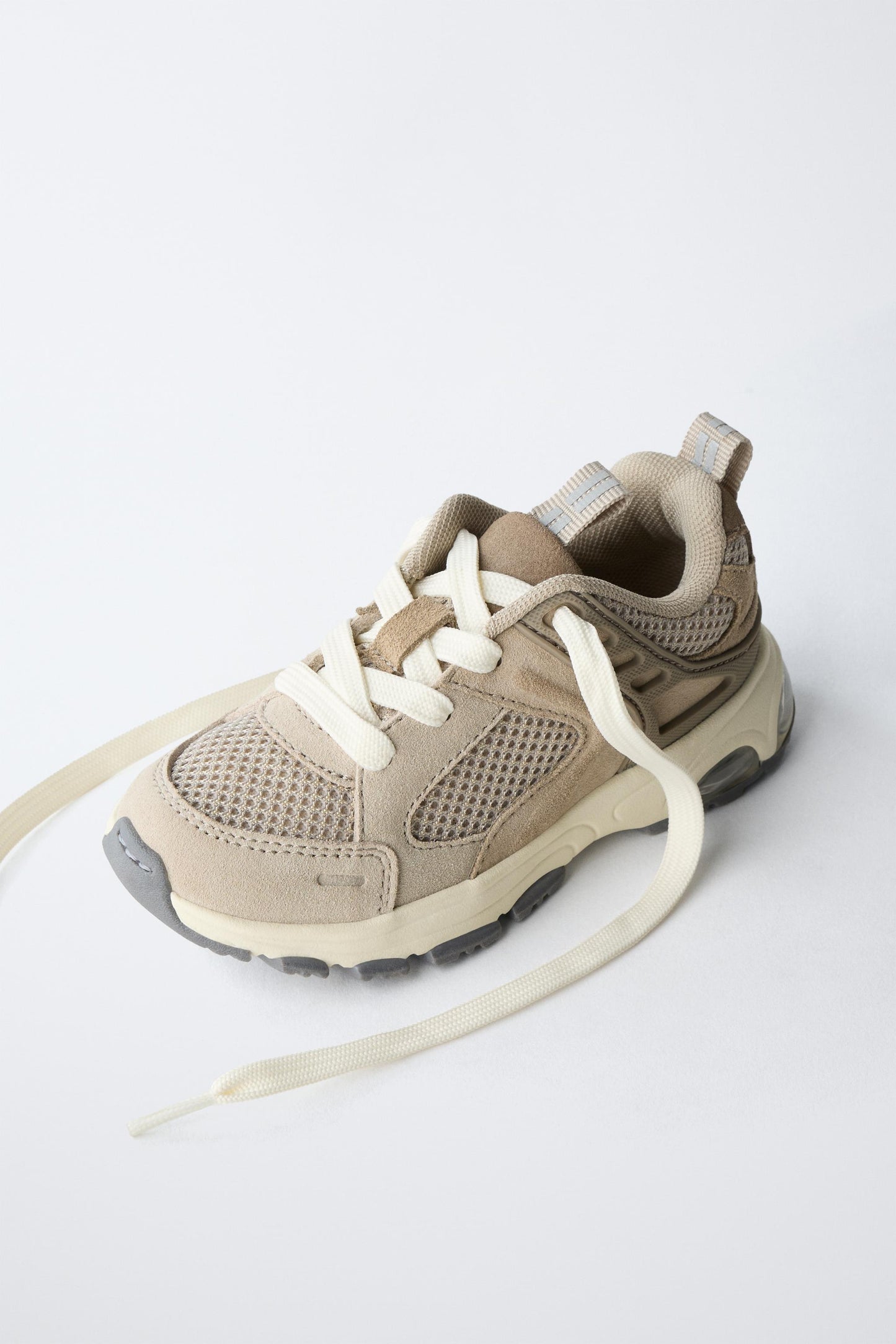 MULTI-PIECE SNEAKERS