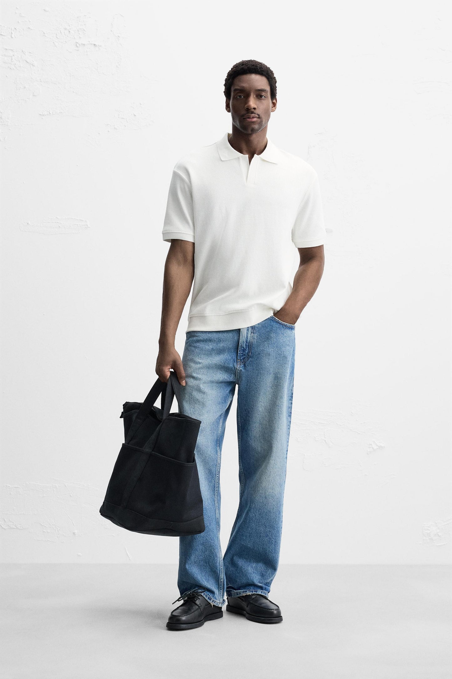 VERTICAL TEXTURED POLO