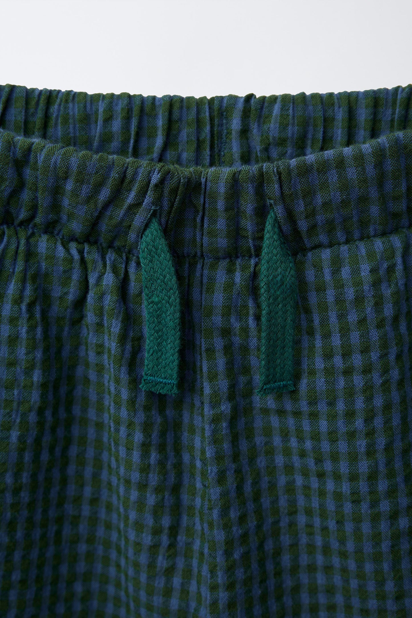 SEERSUCKER SHORTS