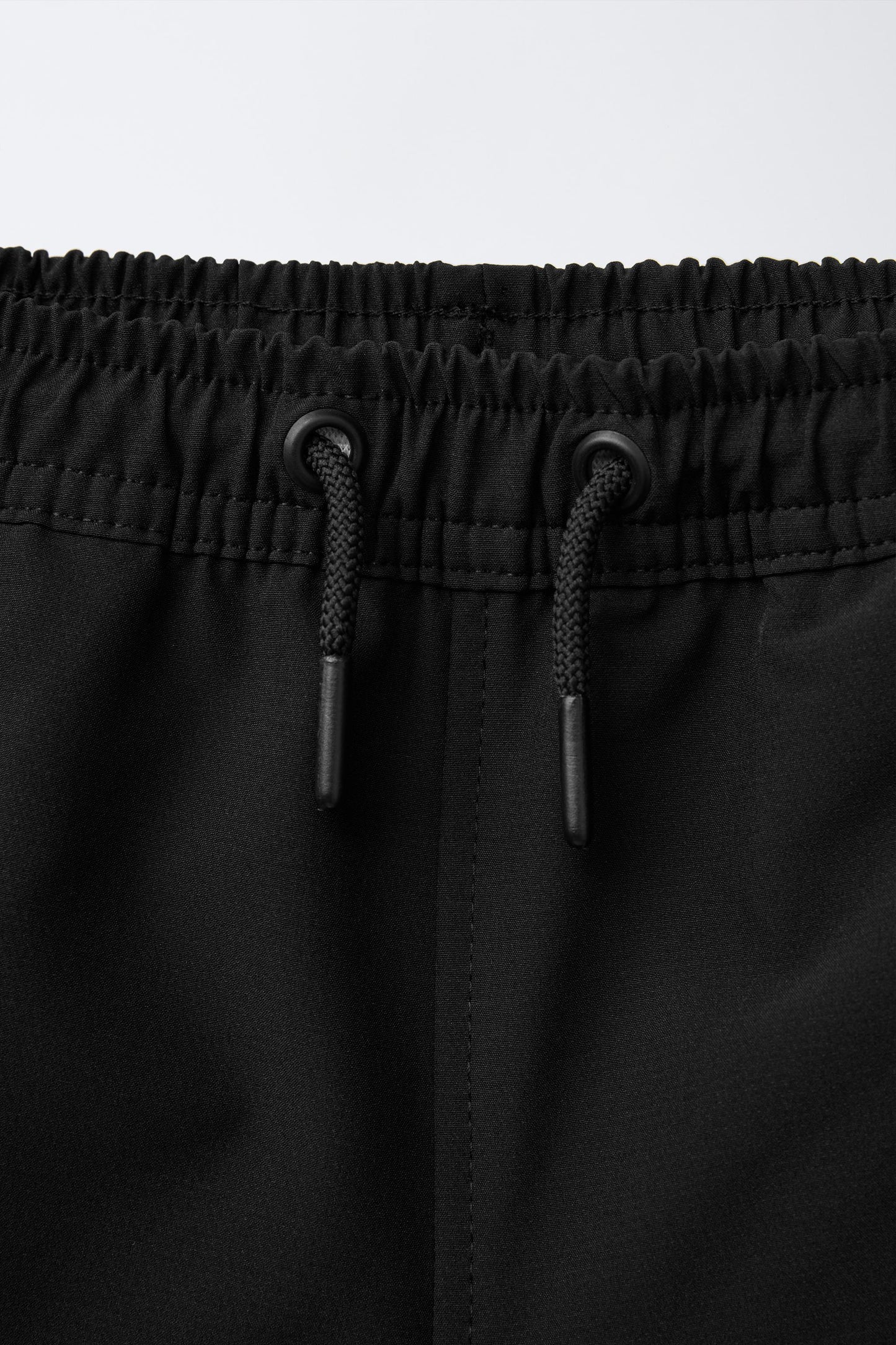 TECHNICAL LOGO SHORTS