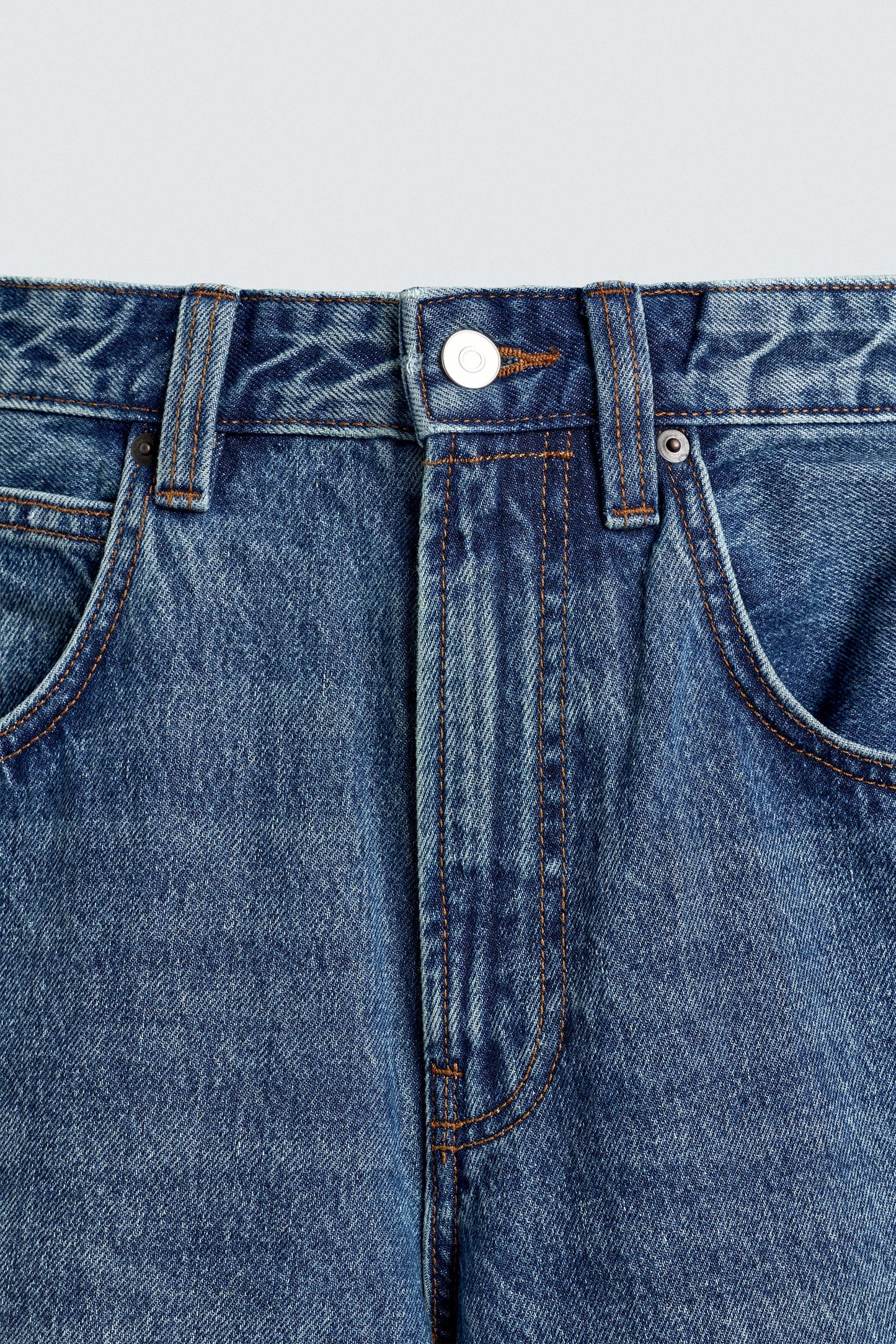 BALLOON FIT JEANS