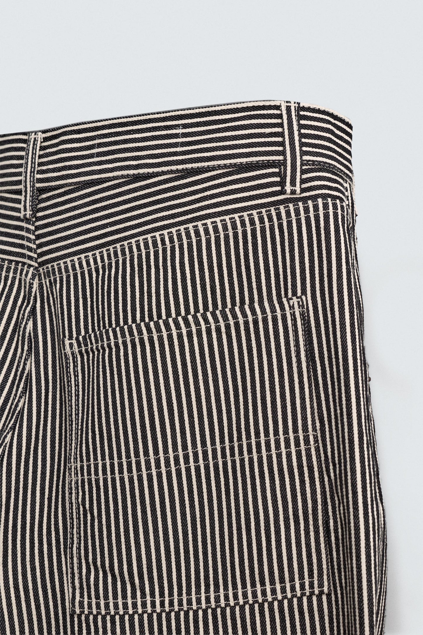 STRIPED BAGGY FIT CARPENTER PANTS