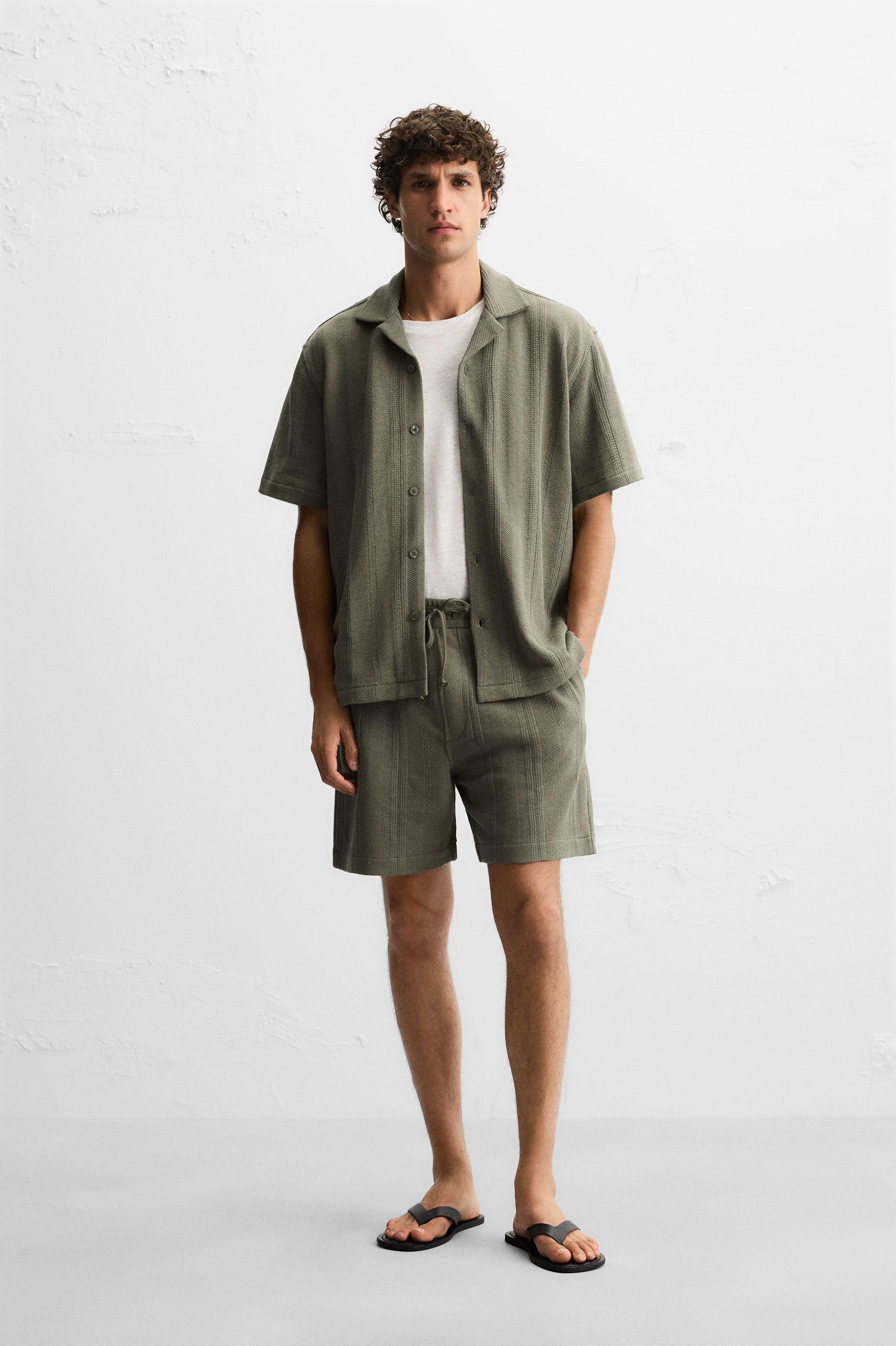 JACQUARD TEXTURED SHIRT