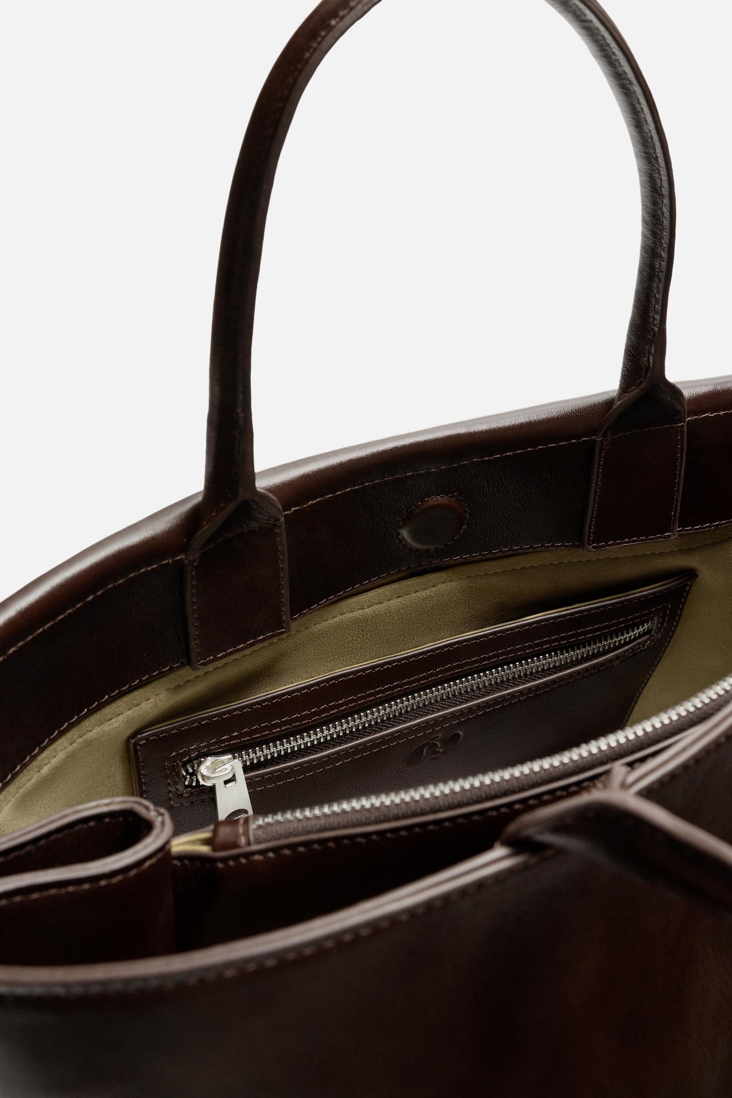 LEATHER HANDBAG