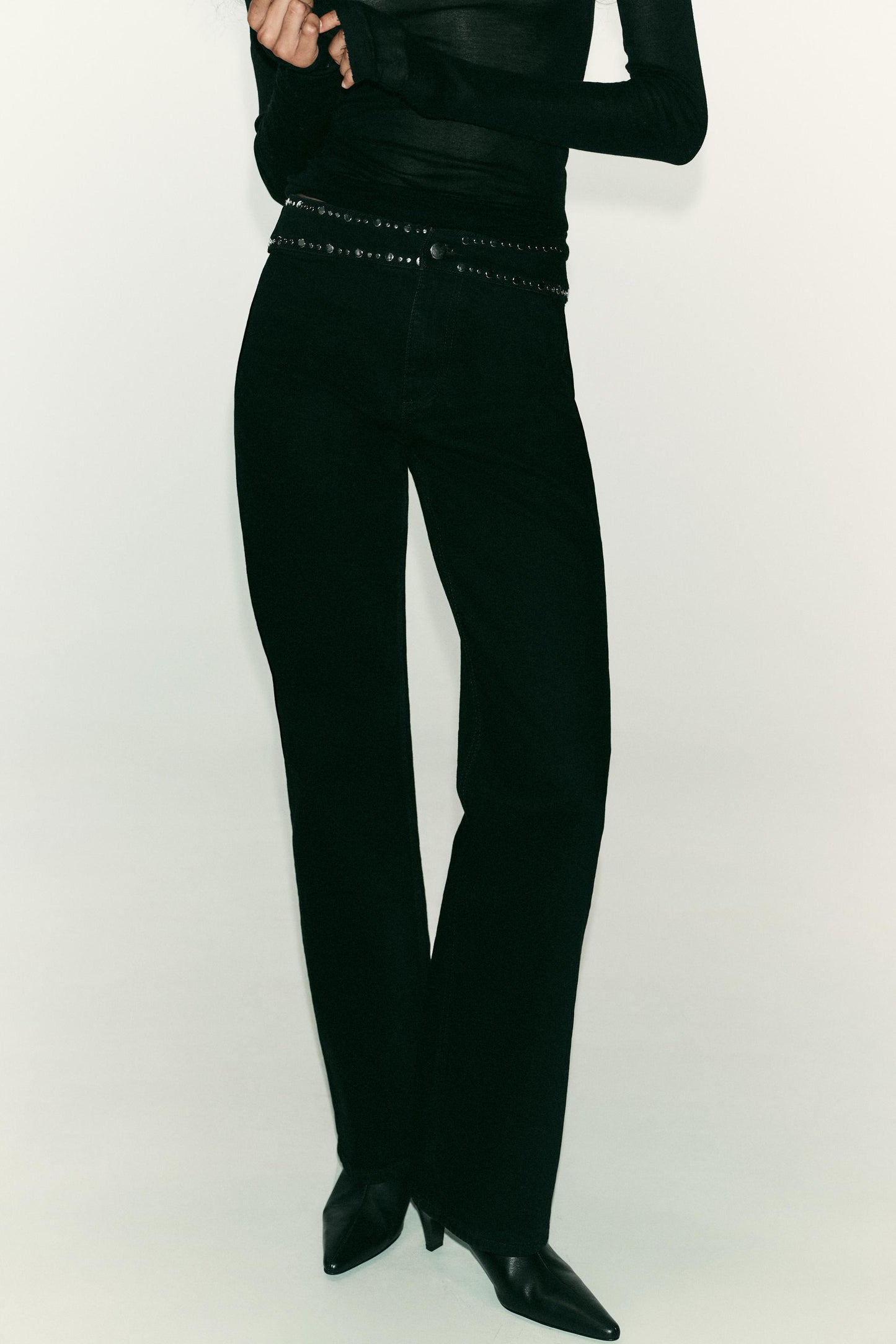 Z1975 HIGH WAIST STRAIGHT LONG LENGTH JEANS WITH STUDS