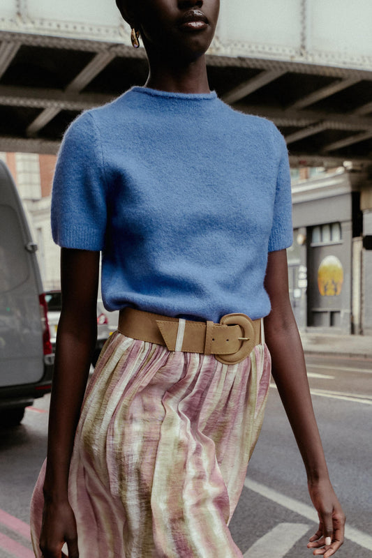 SHORT SLEEVE KNIT SWEATER