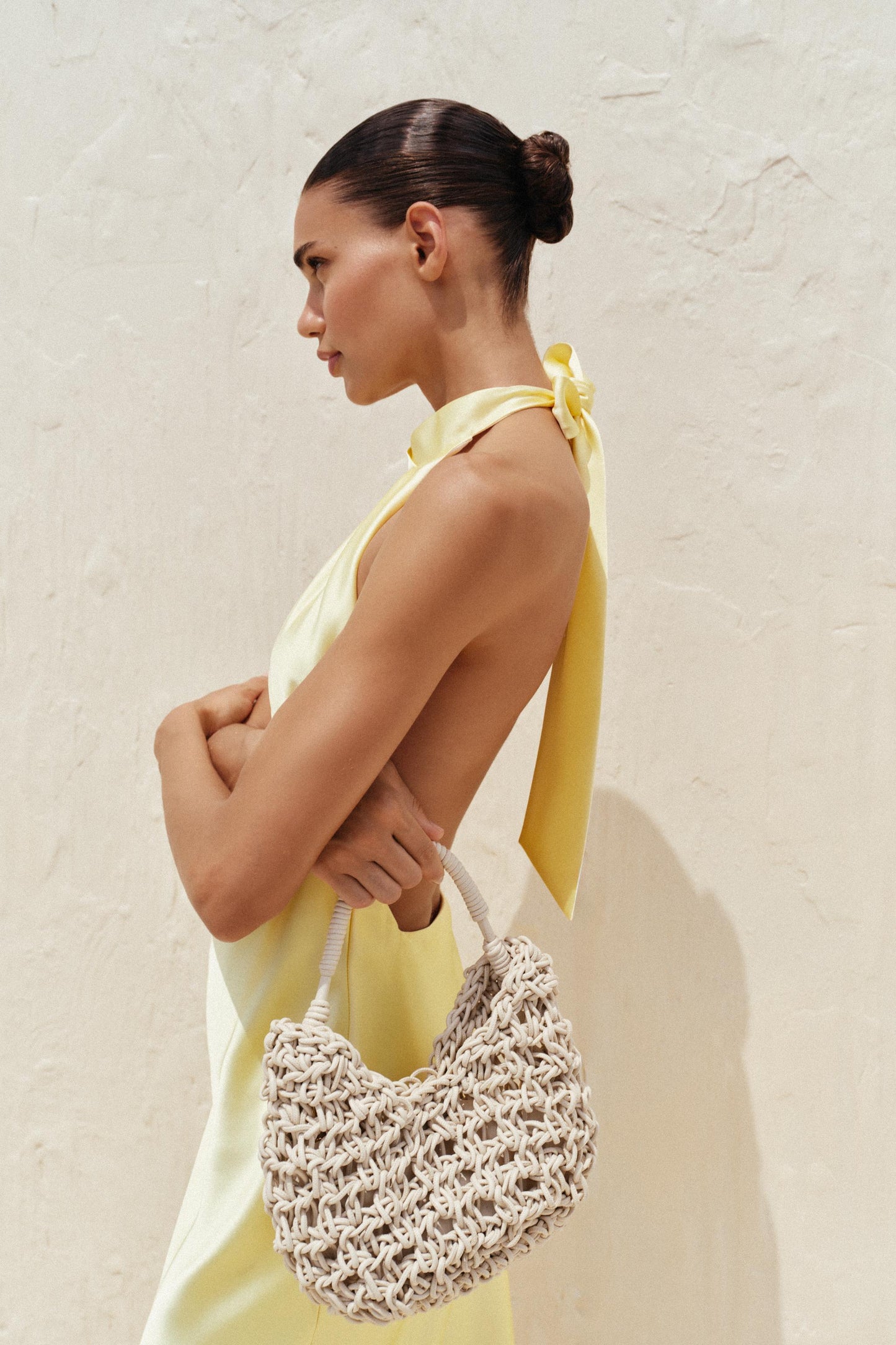 TOPSTITCHED WOVEN HANDBAG