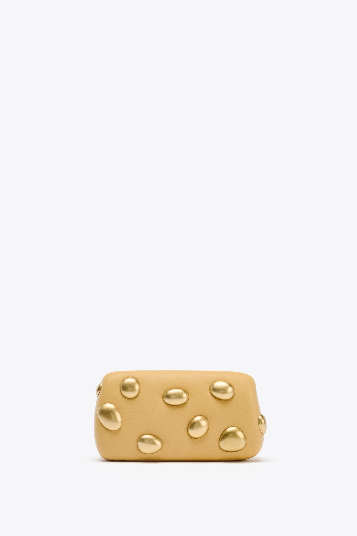 METAL APPLIQUÉ CLUTCH