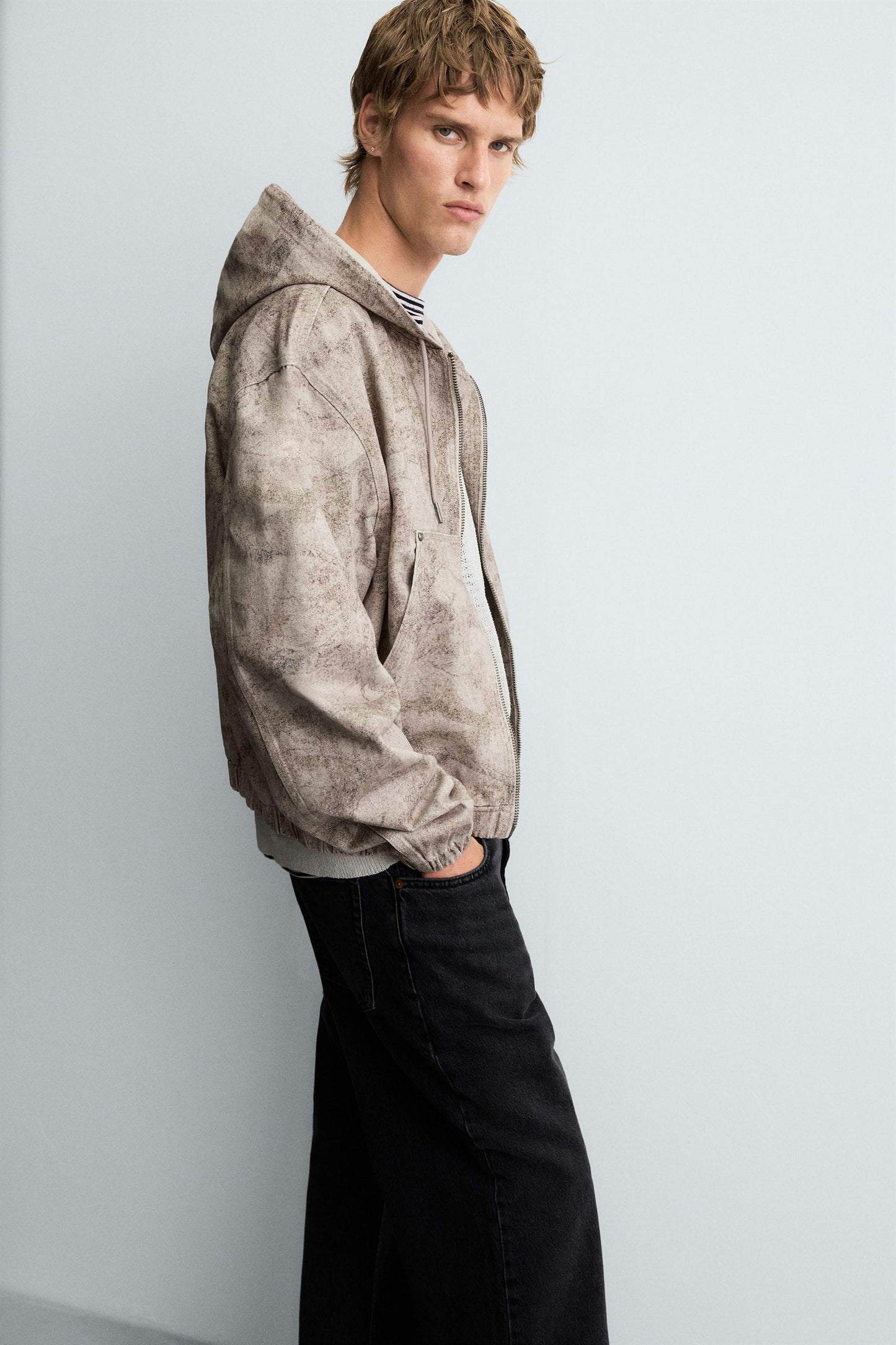 WASHED HOODED JACKET
