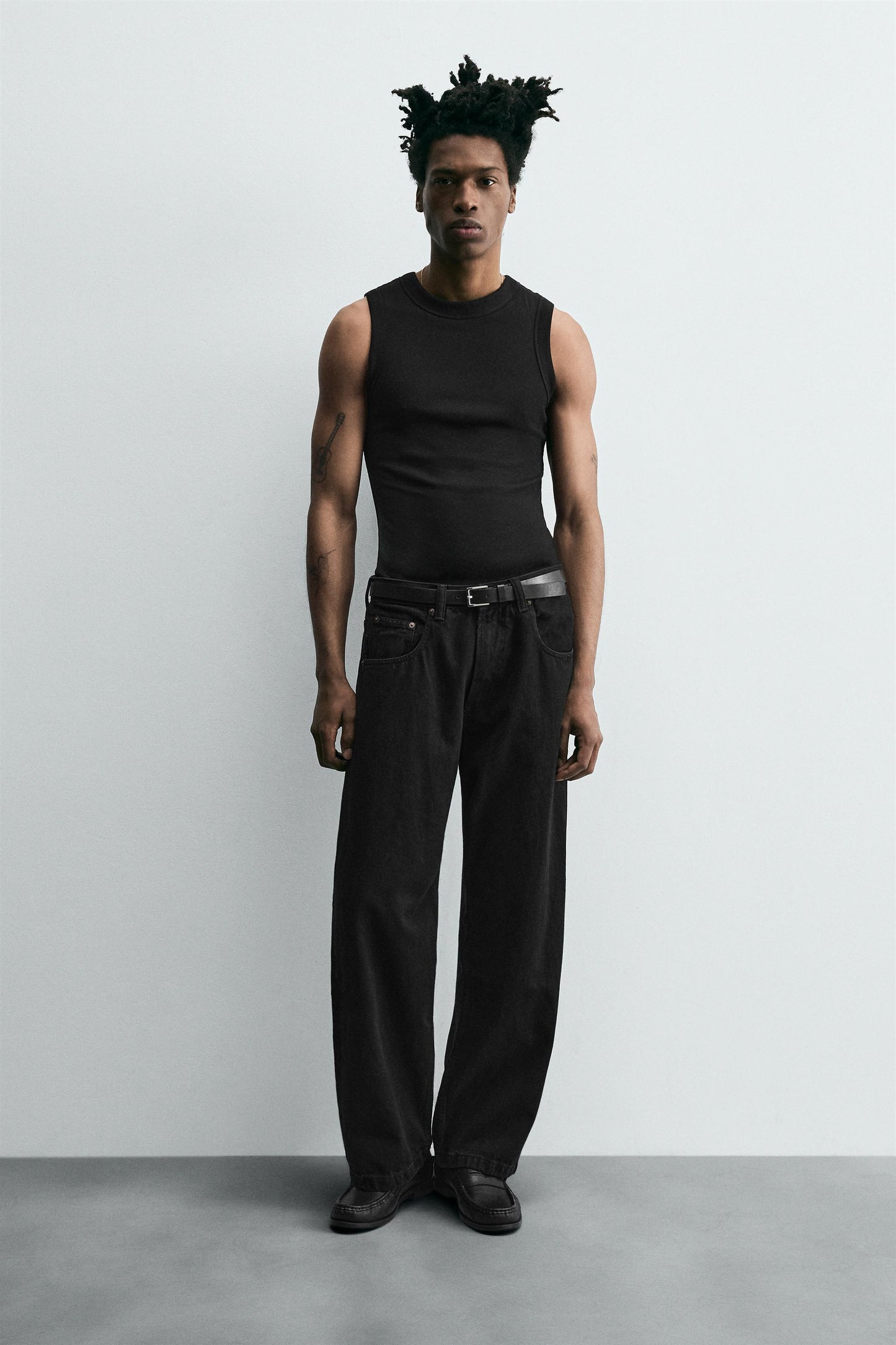 BAGGY FIT JEANS