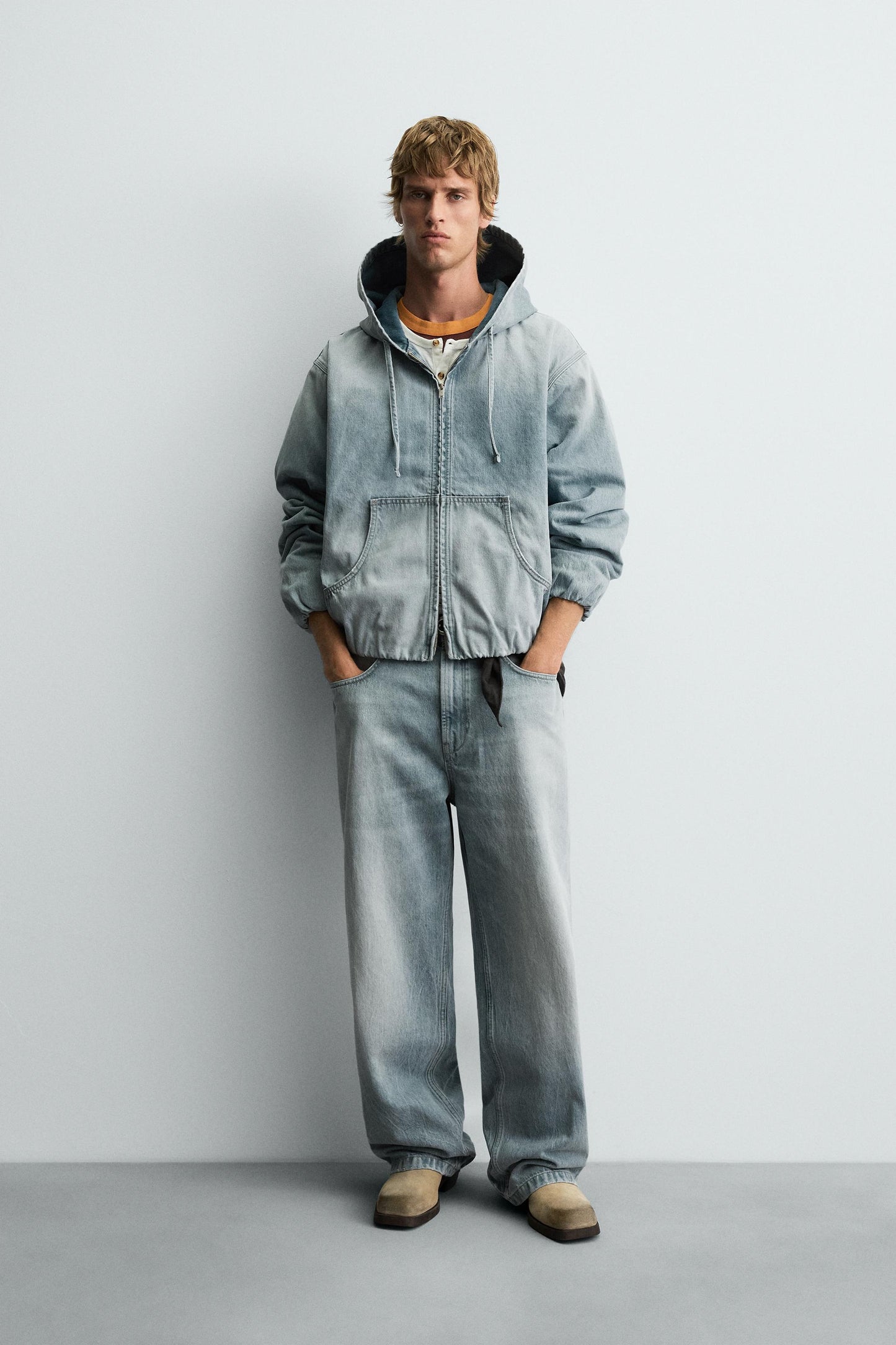 DENIM HOODIE JACKET