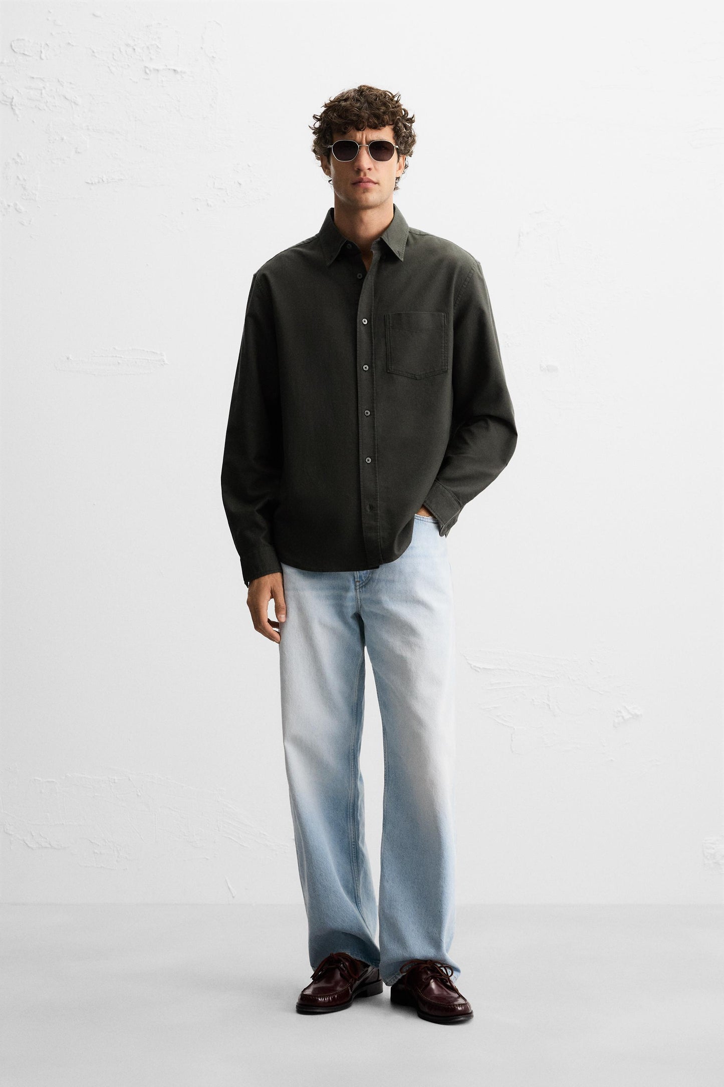 TEXTURED OXFORD SHIRT