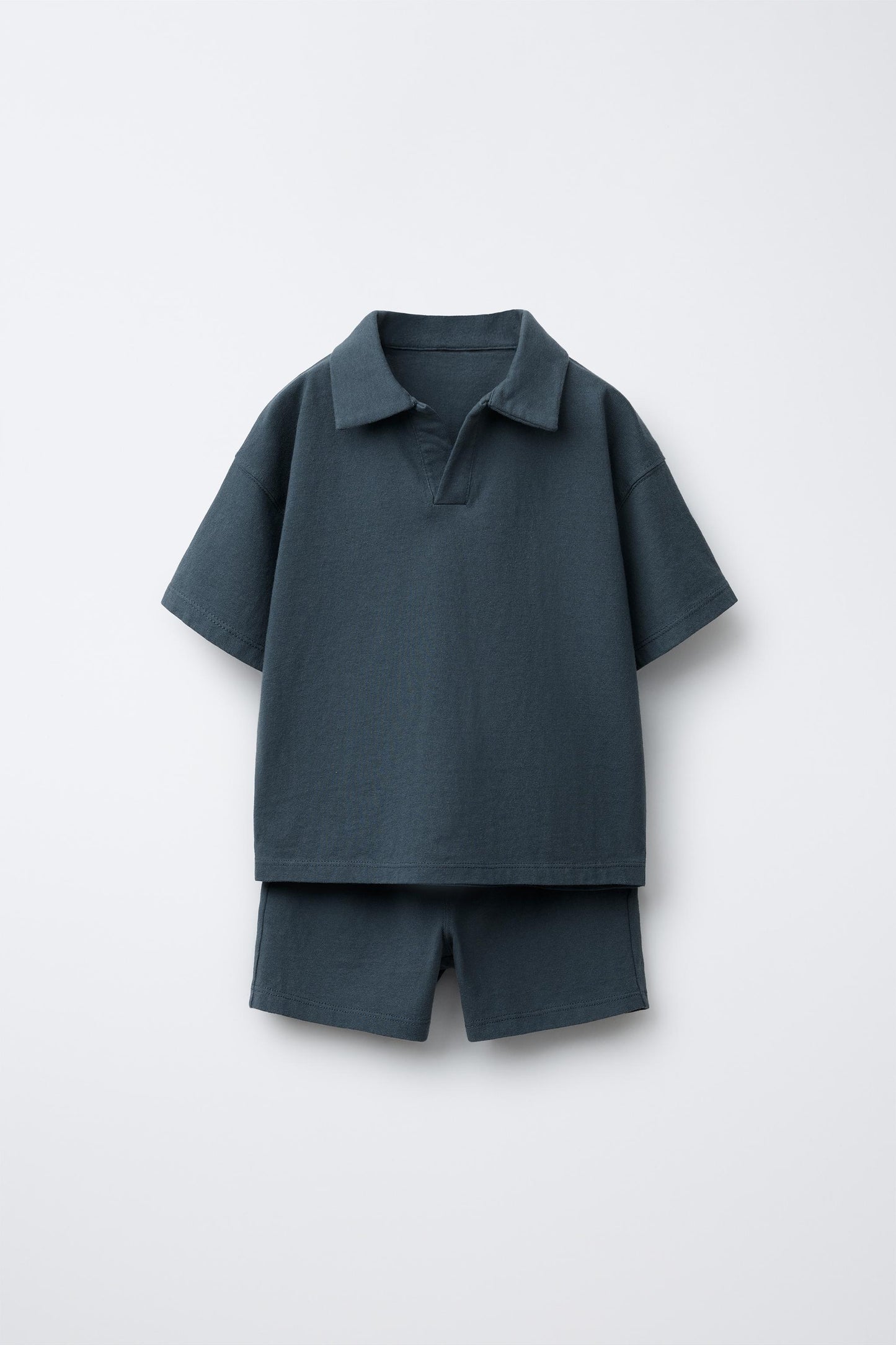 SOLID POLO AND BERMUDA JOGGING SET