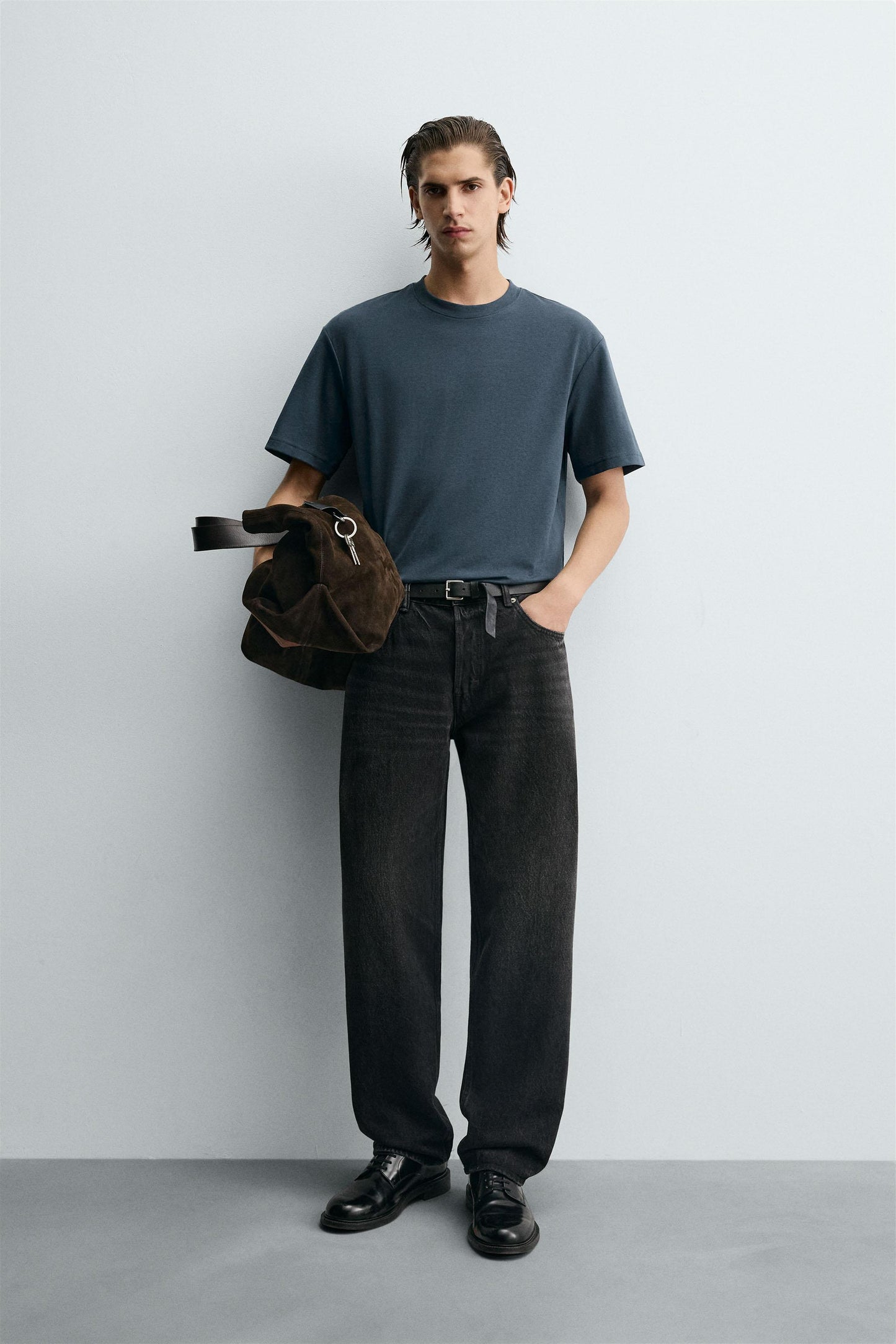 BASIC REGULAR FIT T-SHIRT