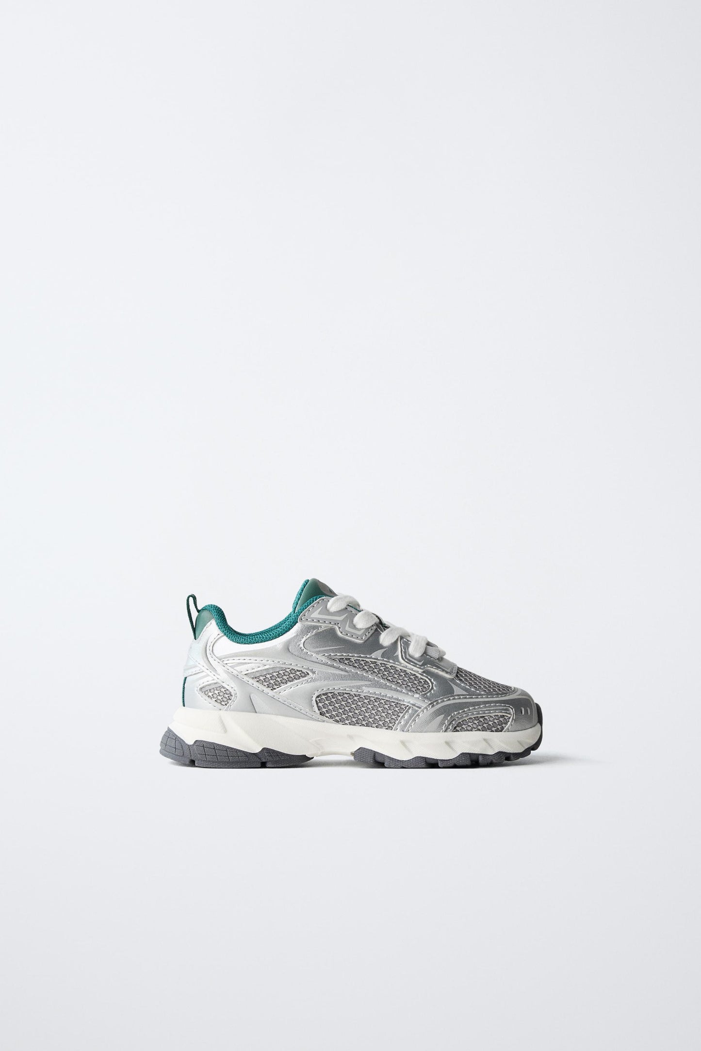 MESH SNEAKERS