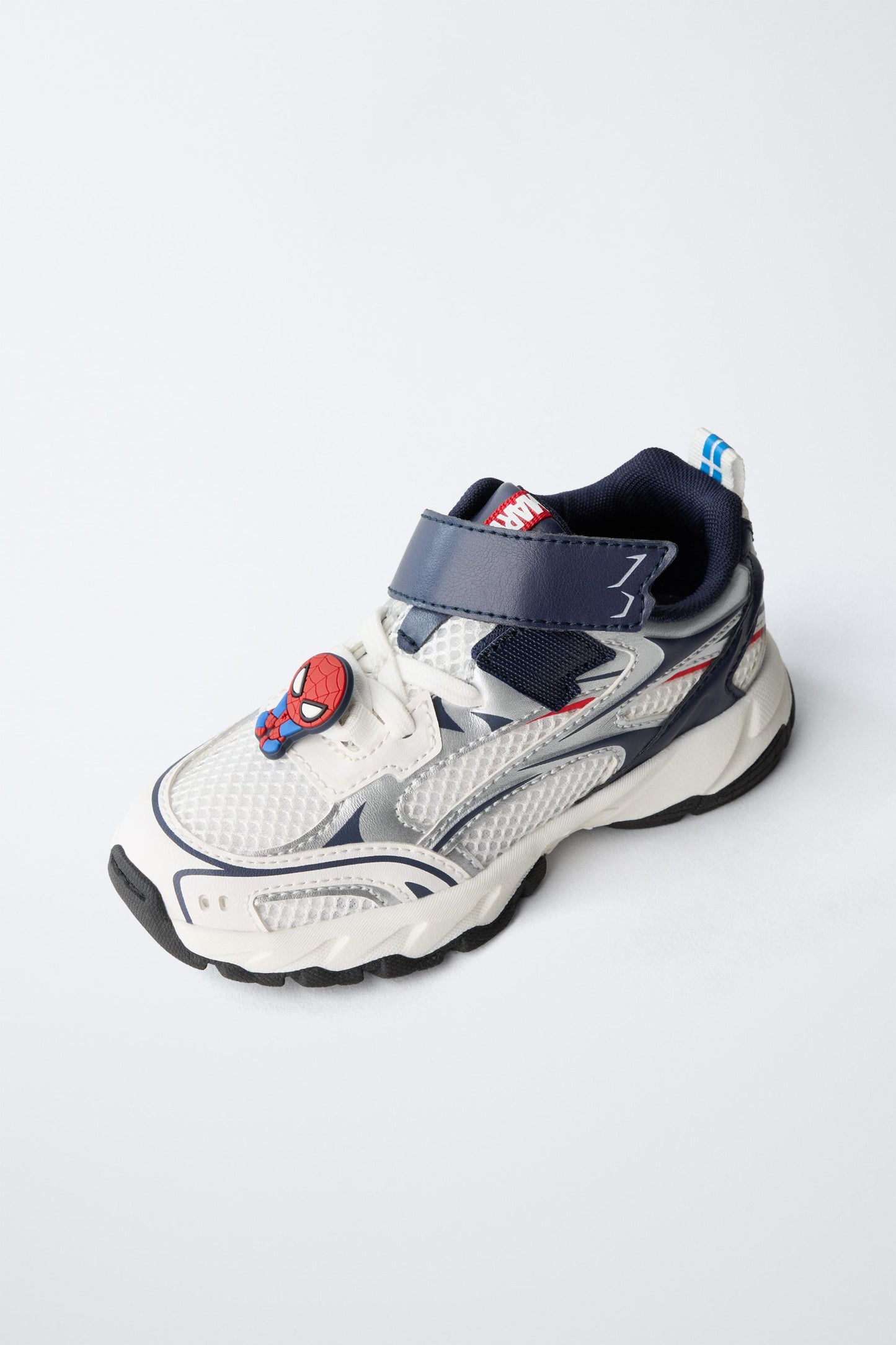 SPIDER-MAN © MARVEL SNEAKERS