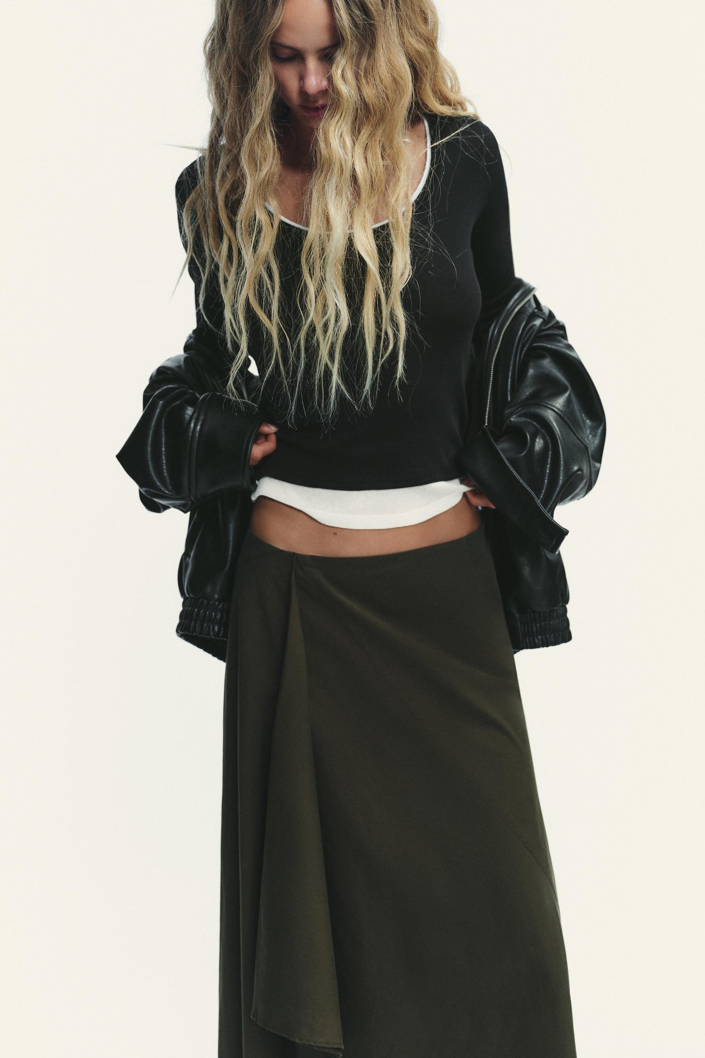 ASYMMETRIC SKIRT