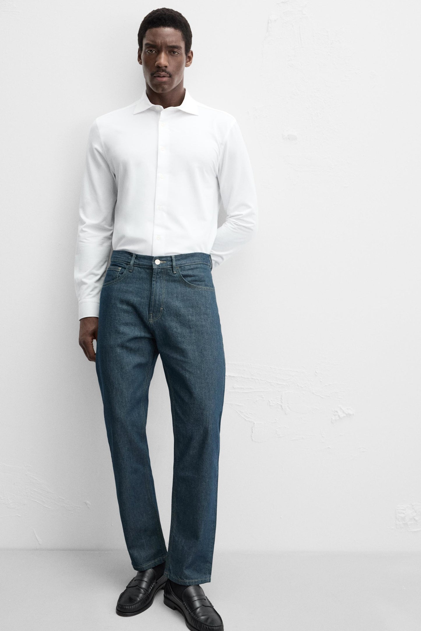 REGULAR FIT SHIRT