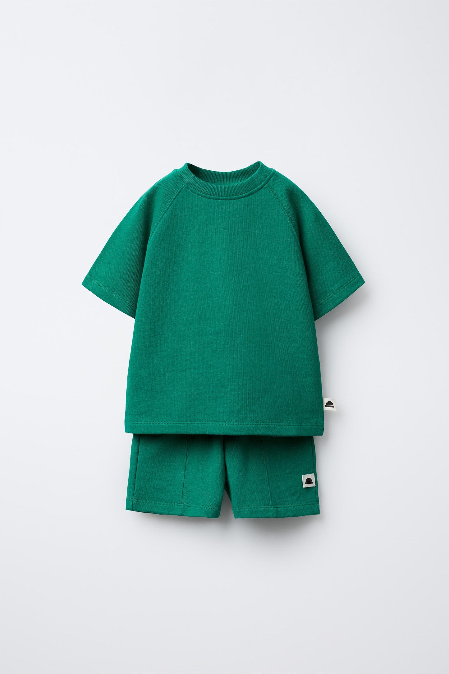 JOGGING SET WITH LABEL
