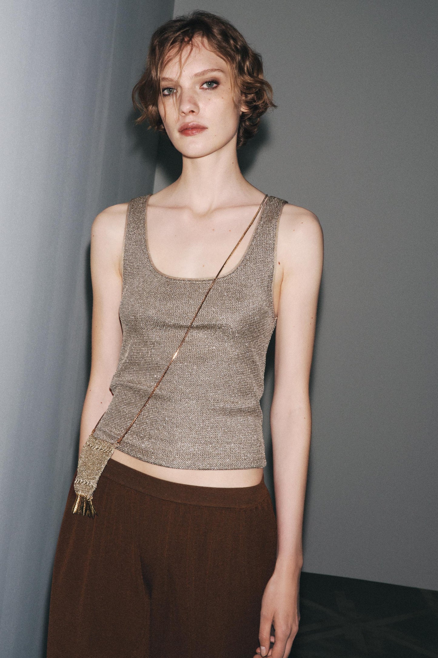 TEXTURED TOP WITH METALLIC THREAD
