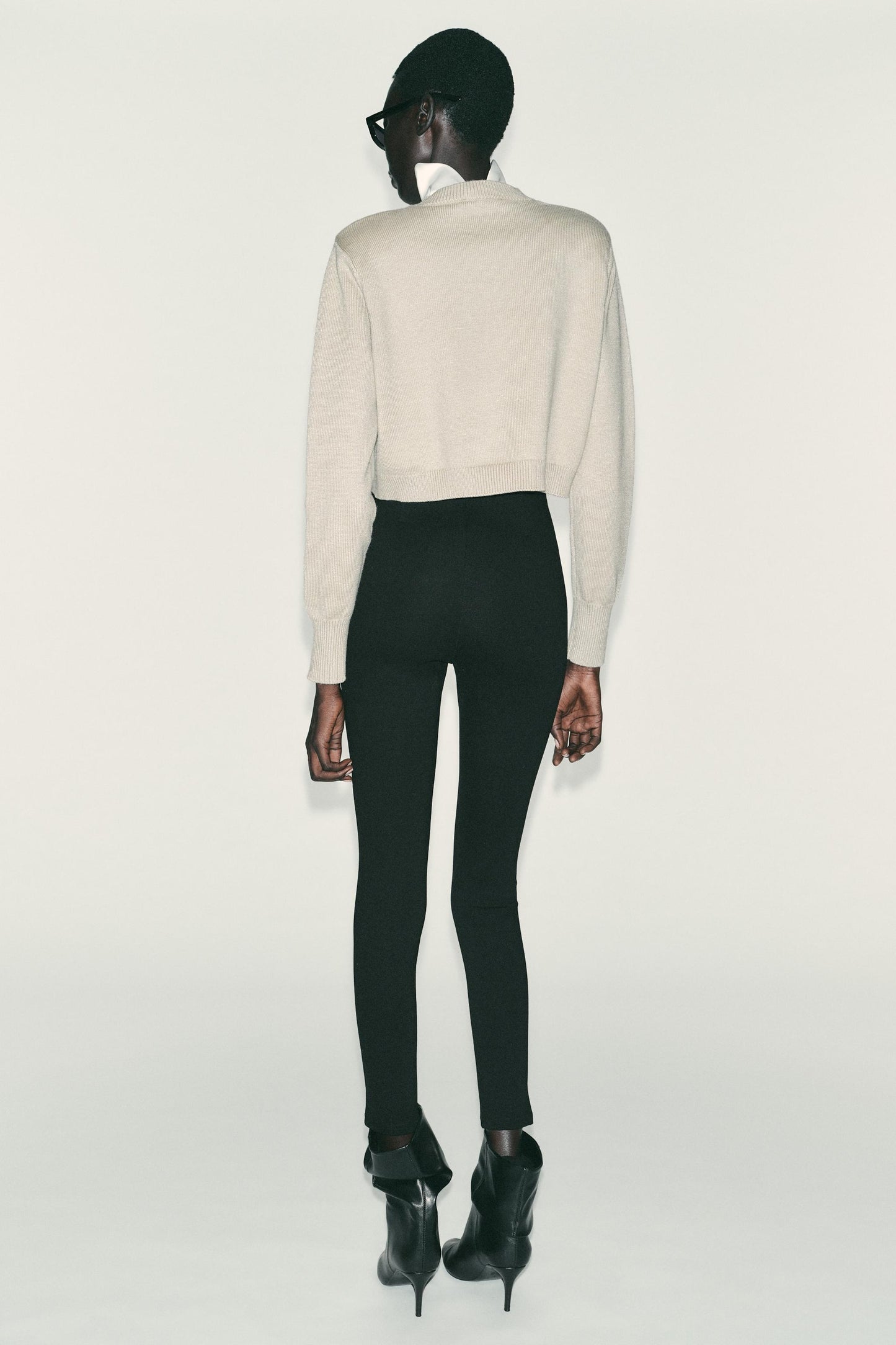 BODY SHAPING LEGGINGS