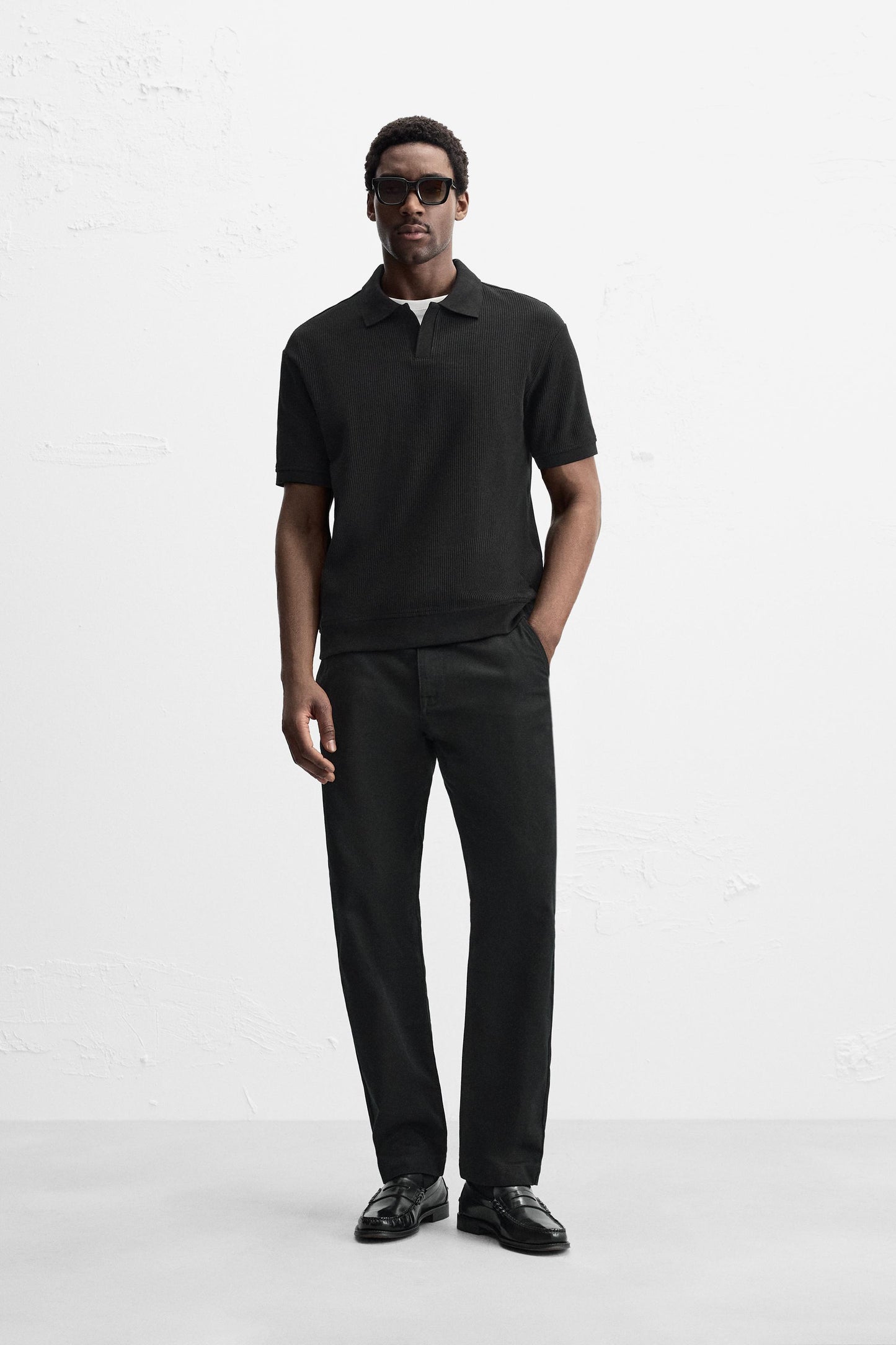 VERTICAL TEXTURED POLO