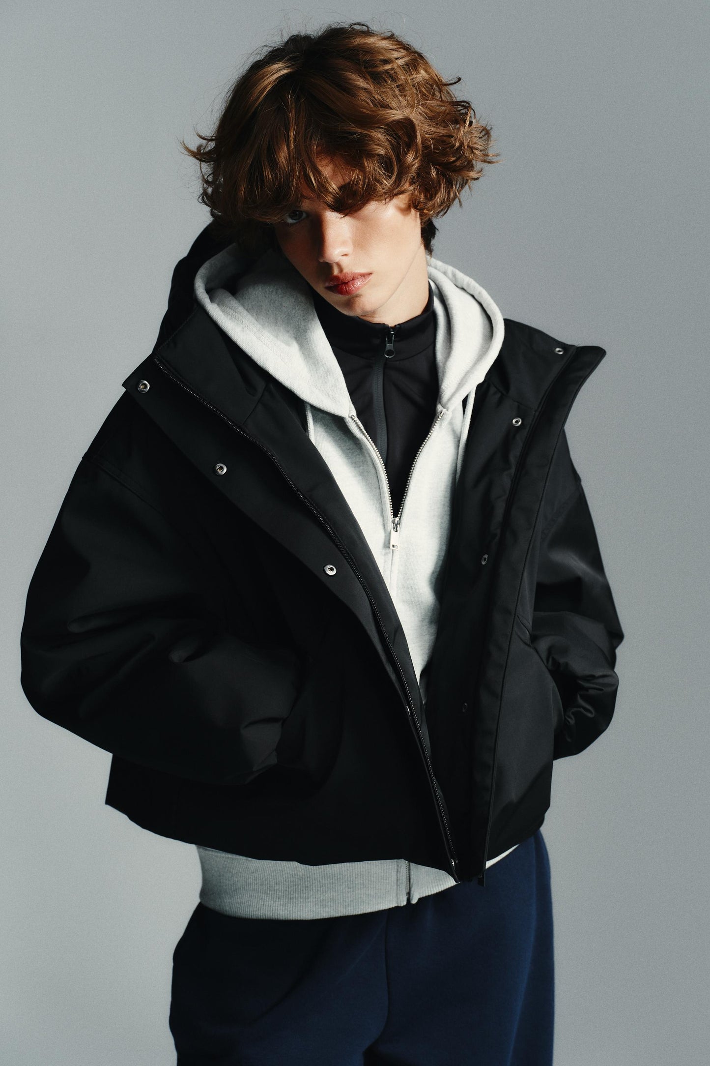 WATER REPELLENT WINDPROOF HOODIE JACKET