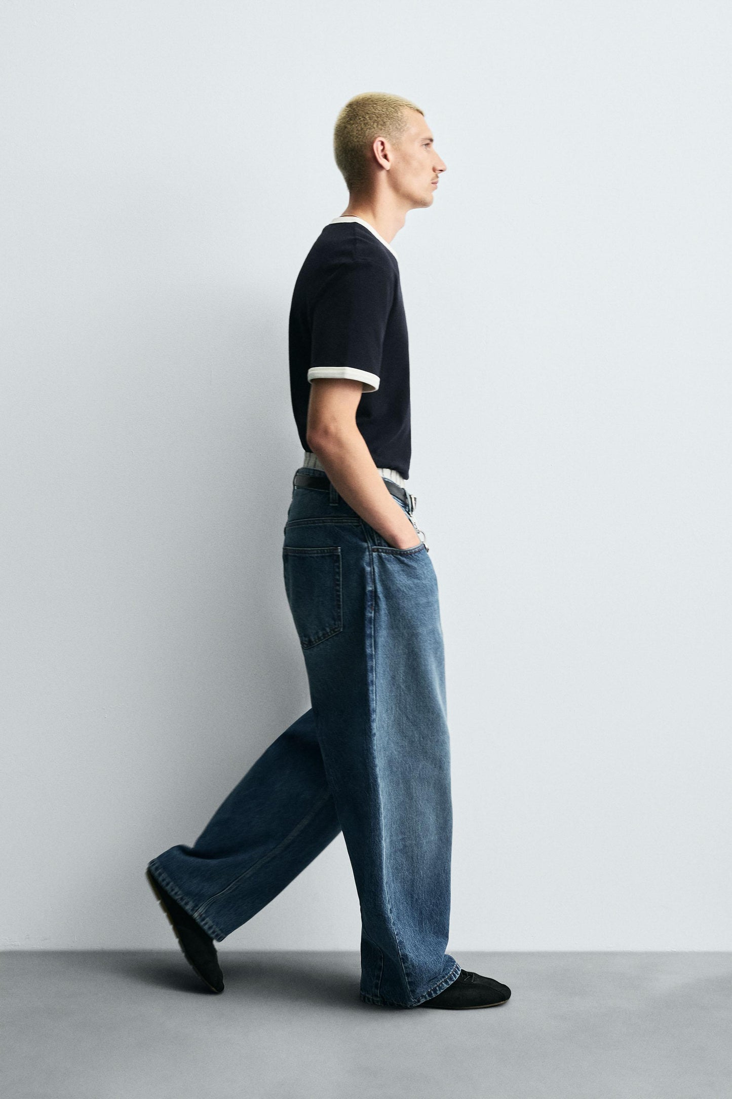 BALLOON FIT JEANS