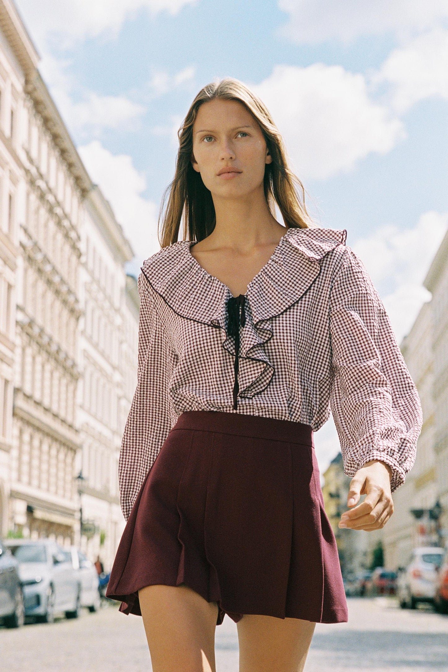 PLEATED SPLIT SKIRT