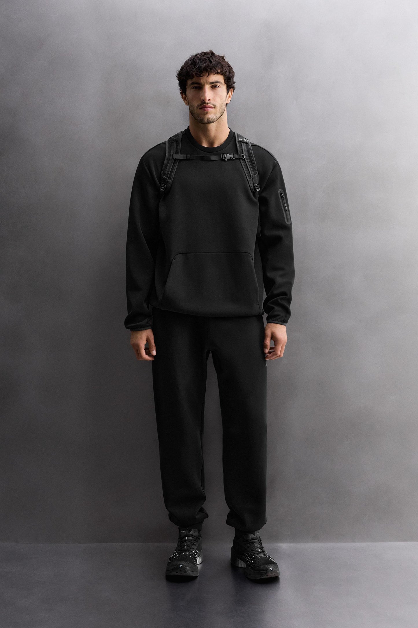 CREWNECK TECHNICAL SWEATSHIRT
