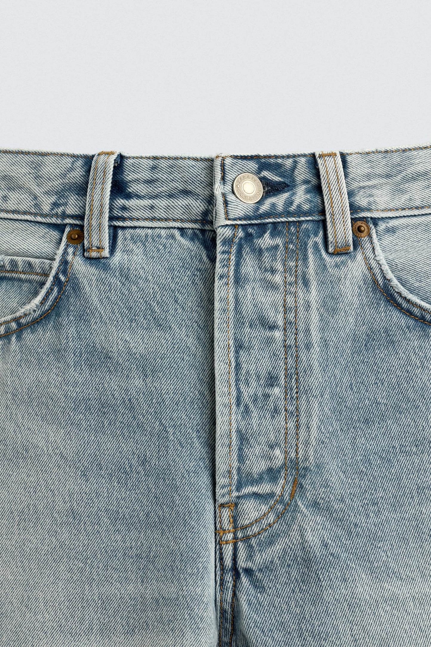 REGULAR STRAIGHT FIT JEANS
