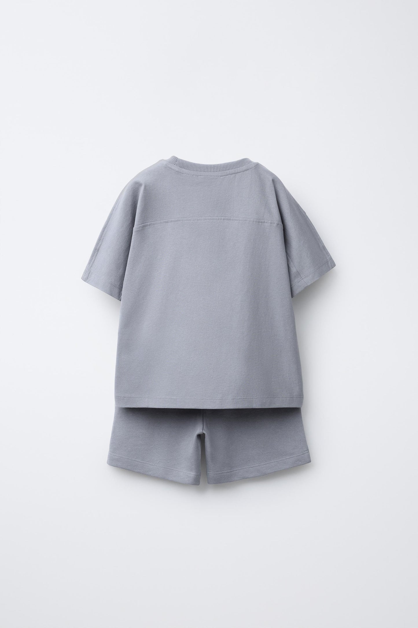 JOGGING SET WITH LABEL