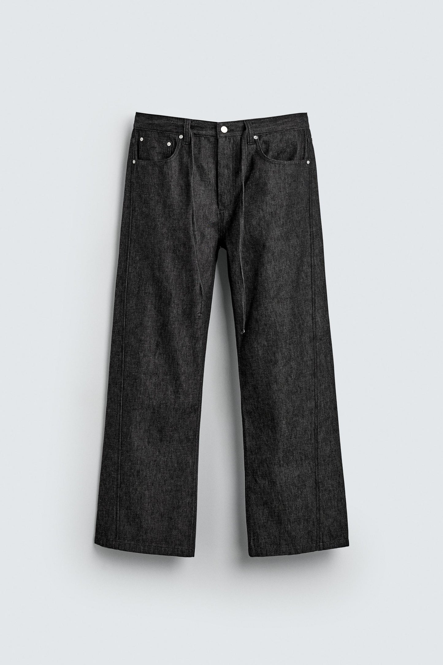 RELAXED FLARE FIT JEANS