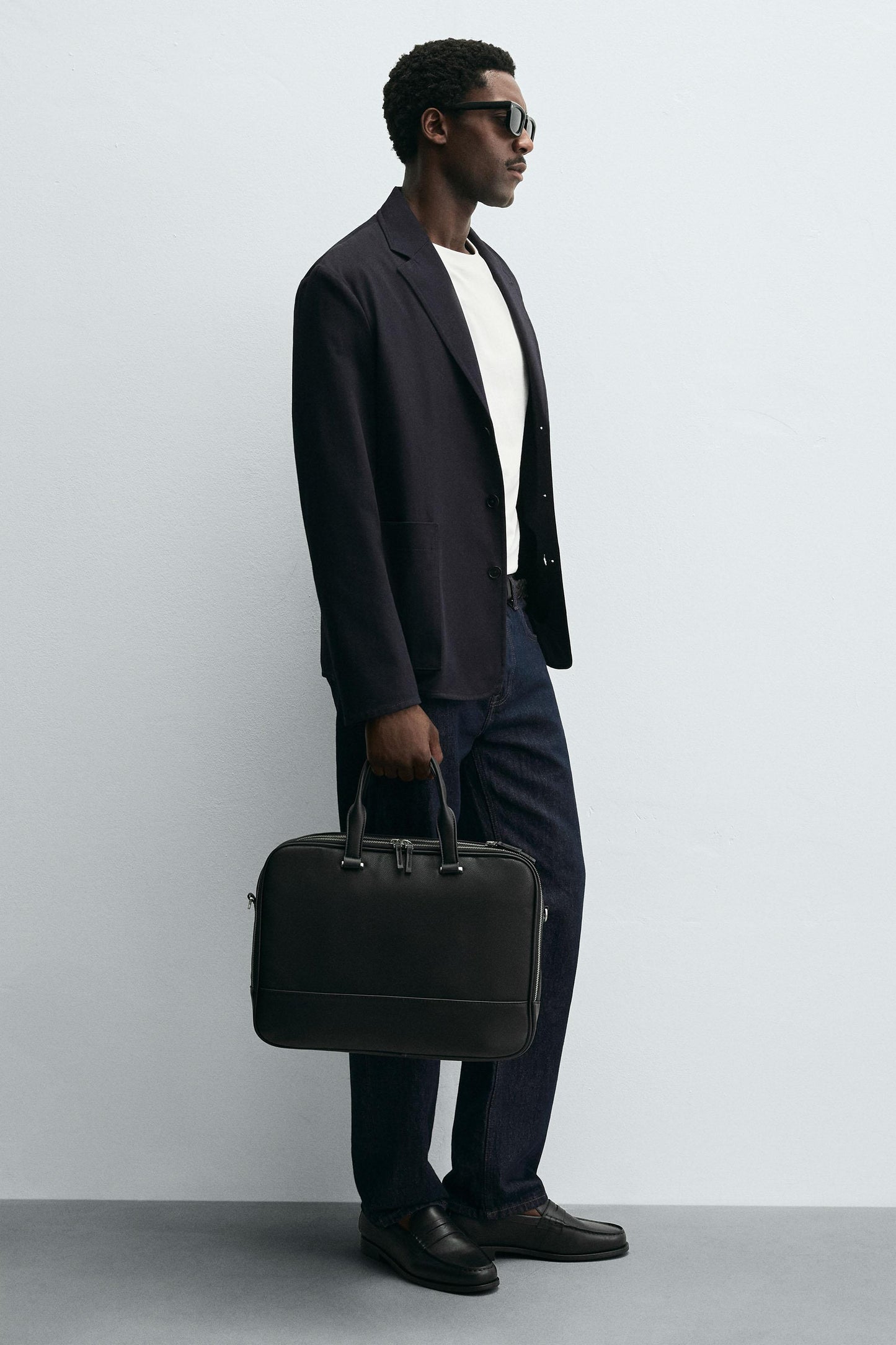 TEXTURE BRIEFCASE